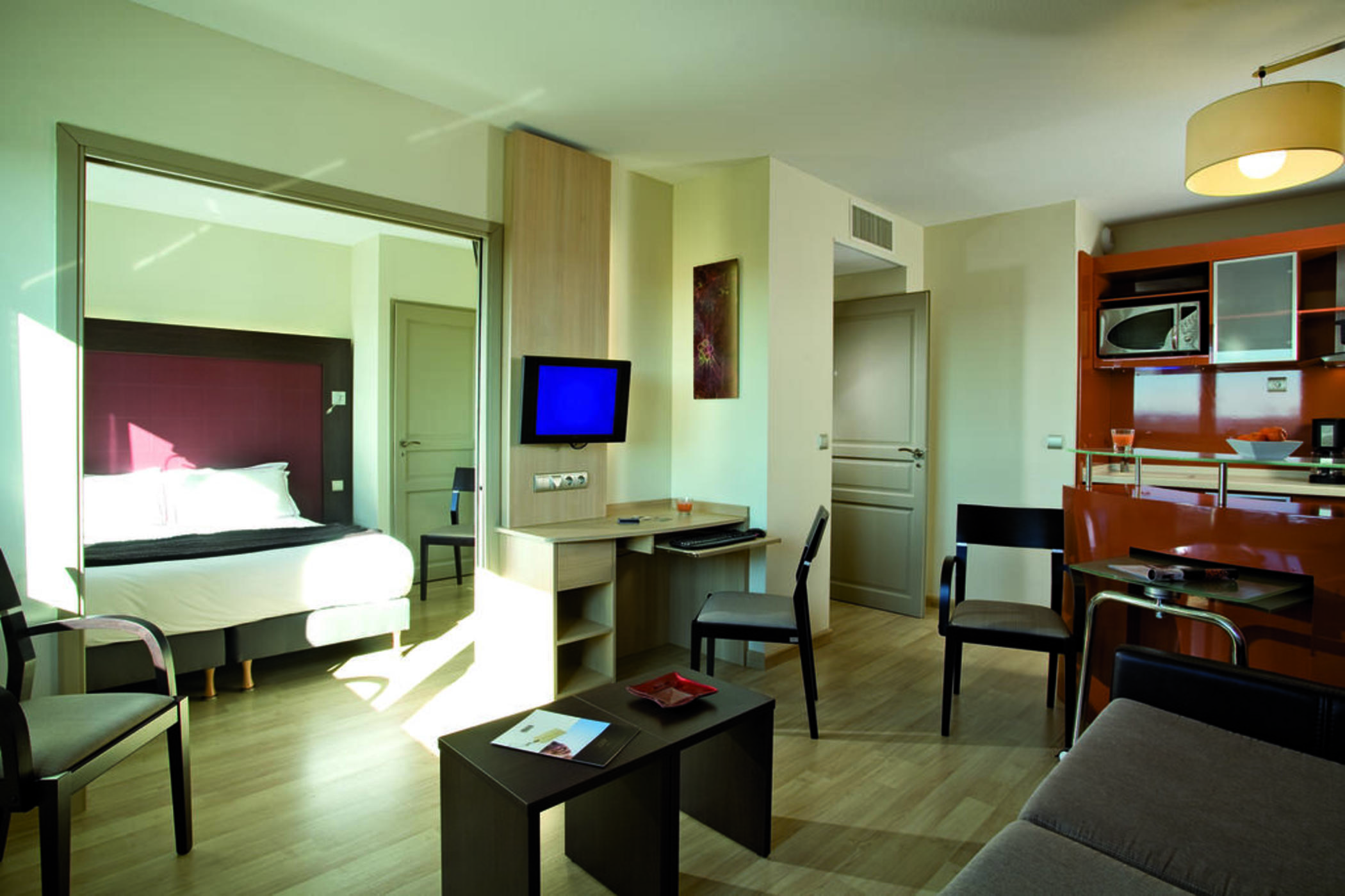 Clarion Aparthotel Toulouse Blagnac Airport