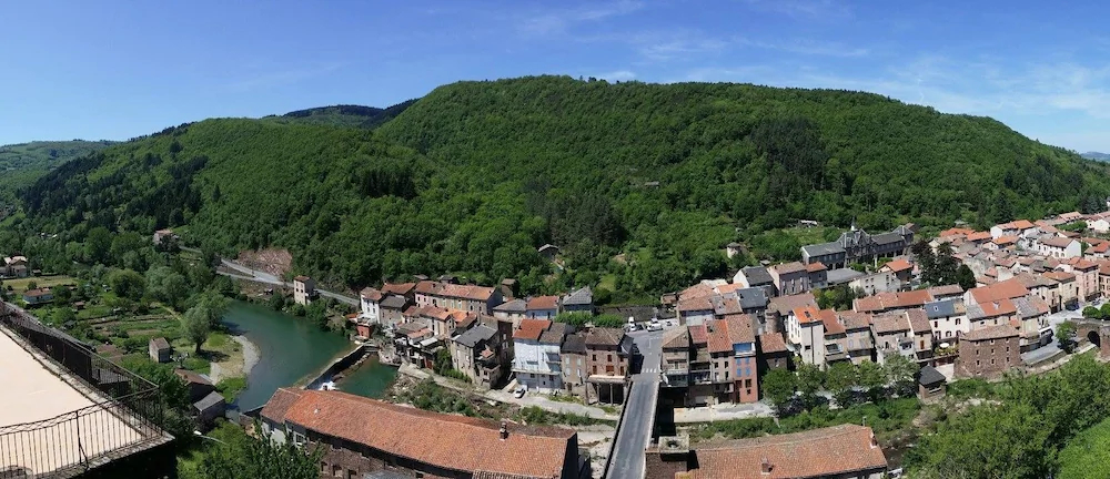 Les Hauts De Camares