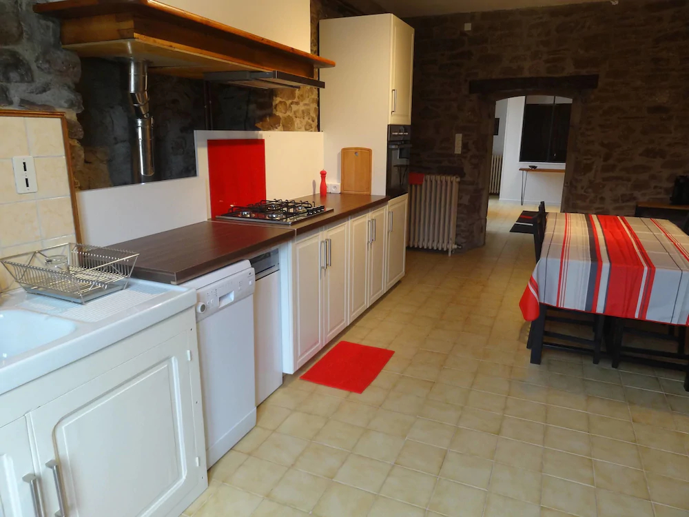 Les Hauts De Camares