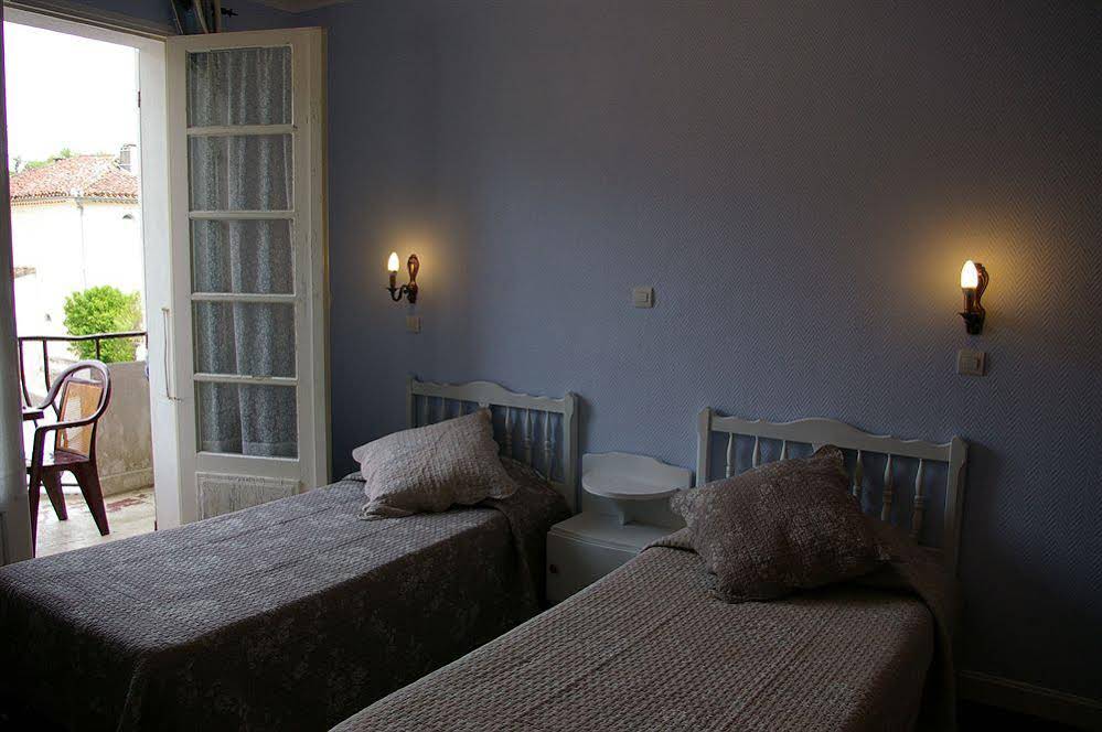 Hostellerie De La Roseraie