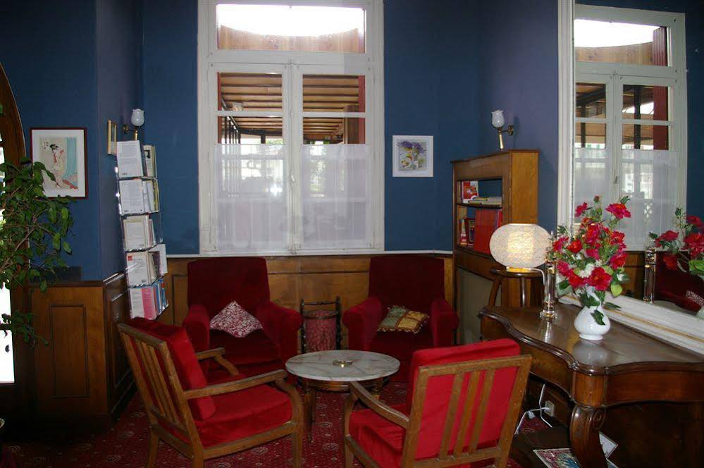 Hostellerie De La Roseraie