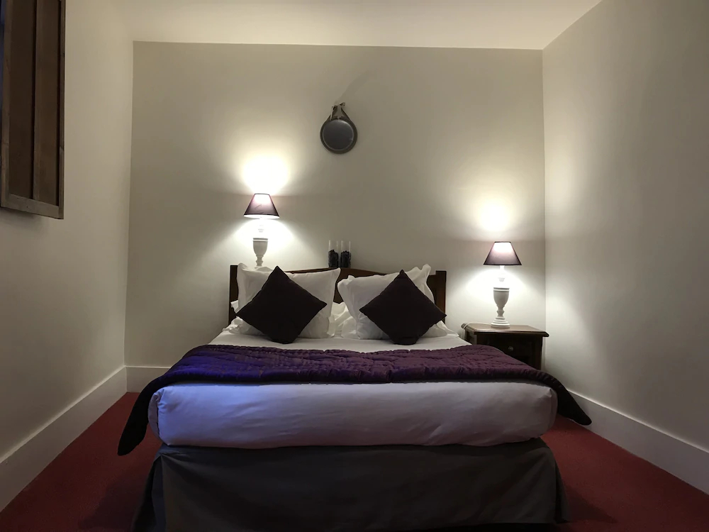 Hotel Raymond VII