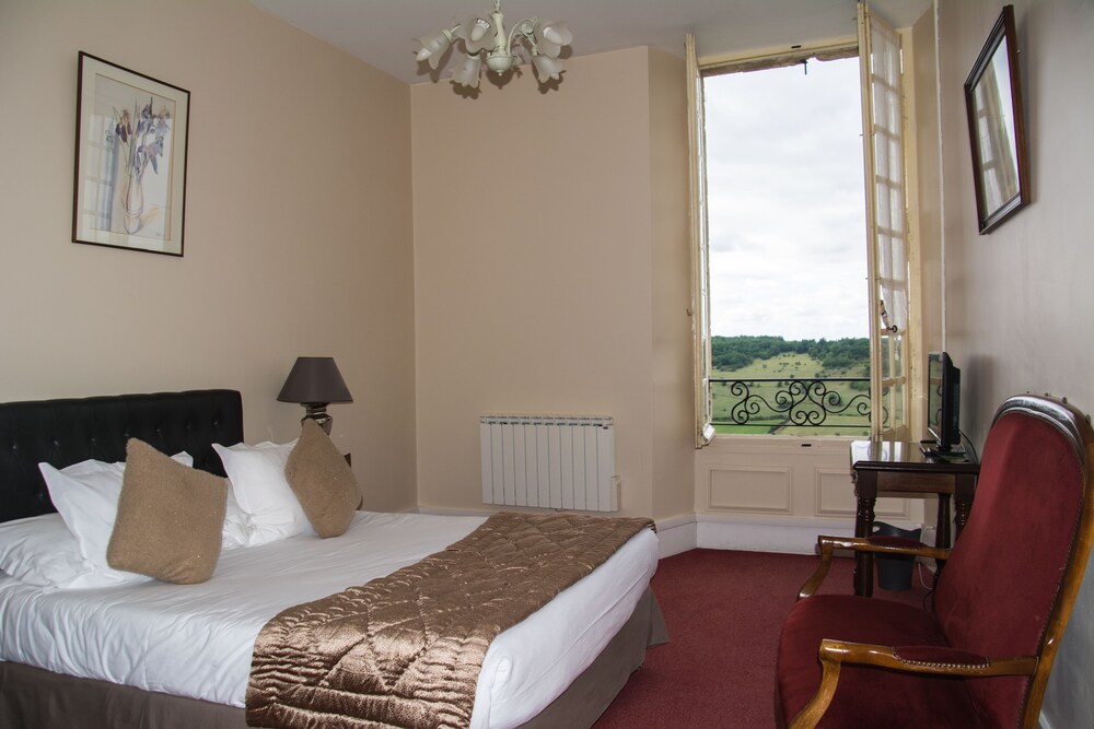 Hotel Raymond VII