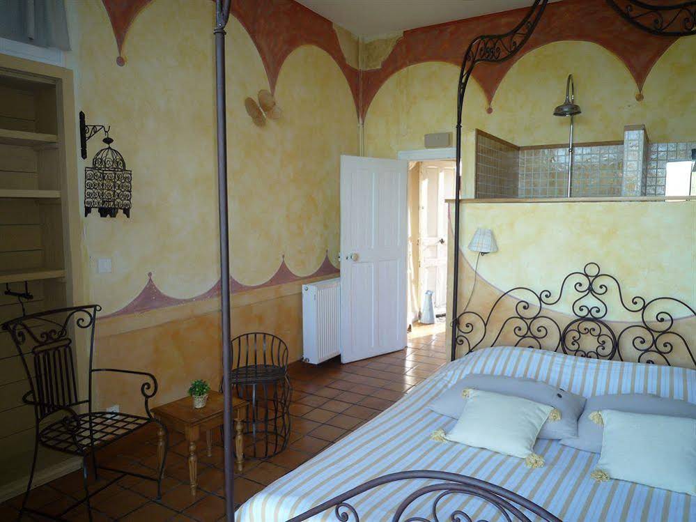 Le Chateau De Termes