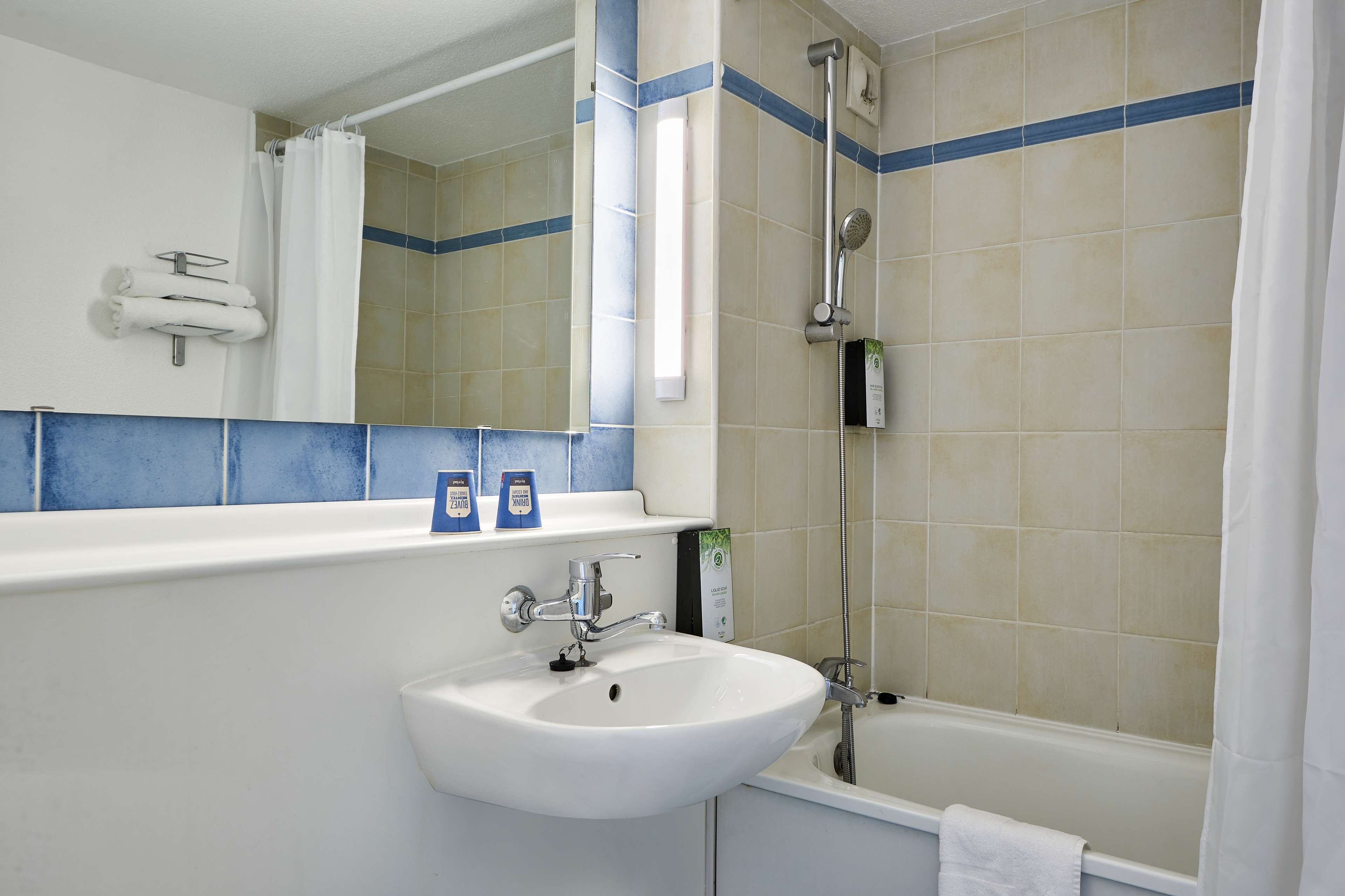 Kyriad Tarbes - Bastillac