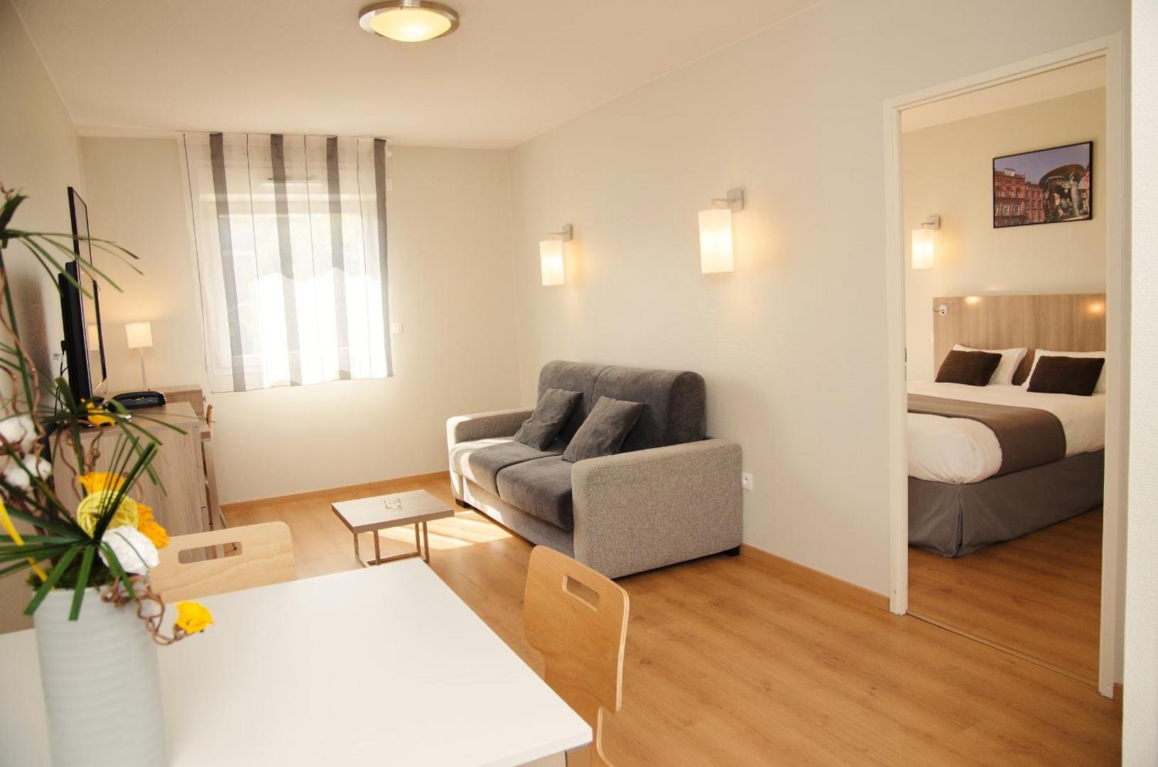 Aparthotel Lagrange City