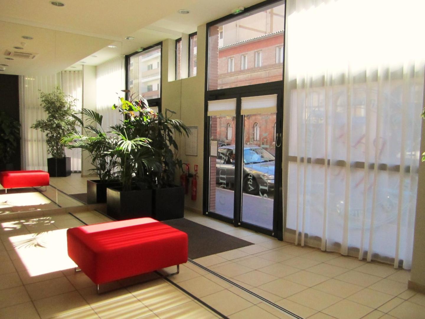 Aparthotel Lagrange City