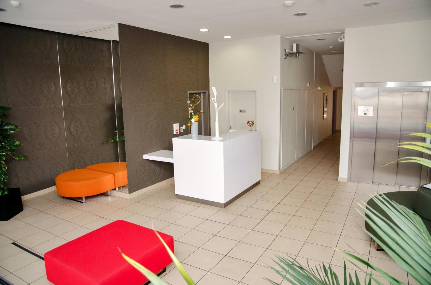 Aparthotel Lagrange City