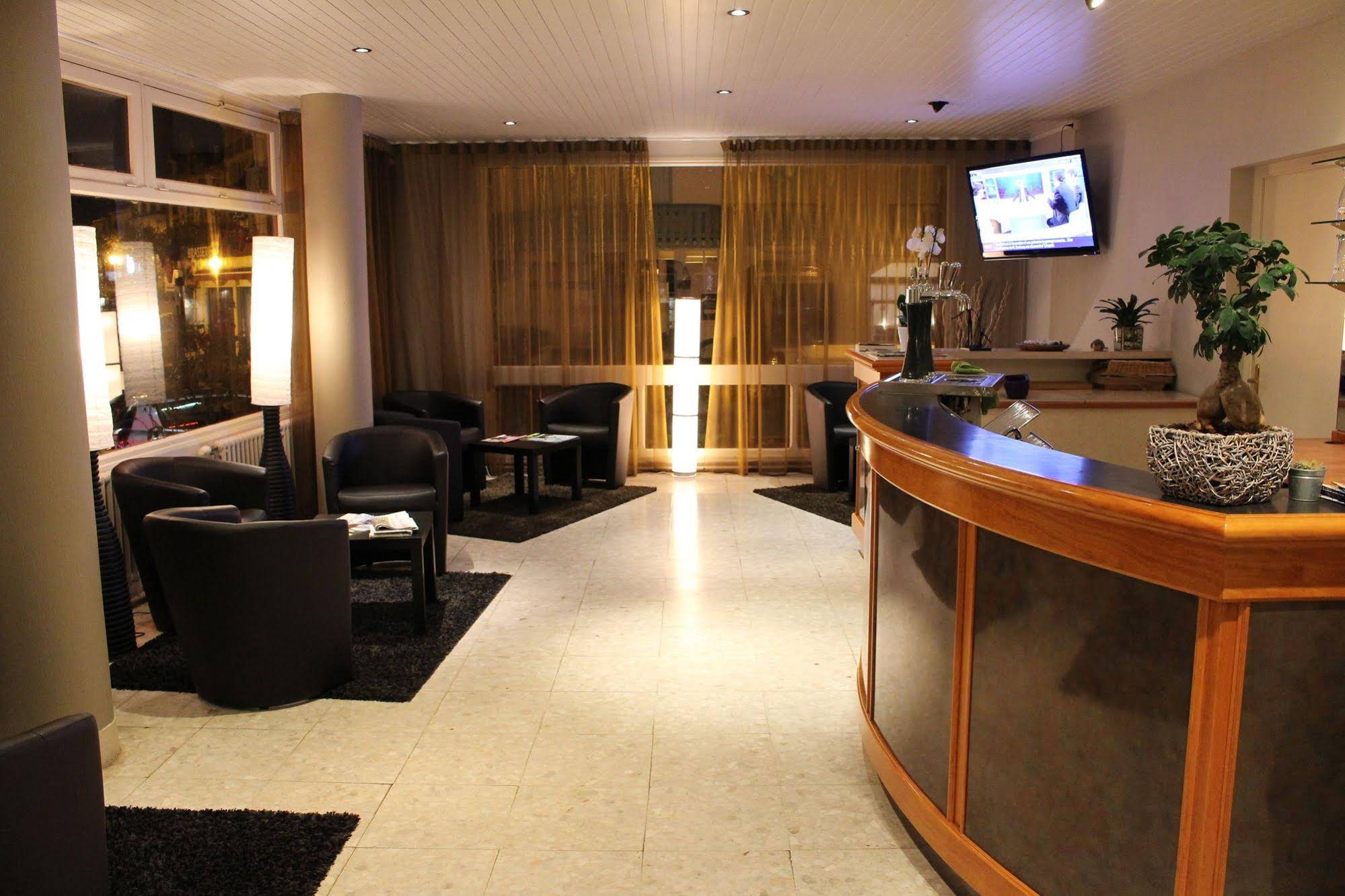 Bagnoles Hotel
