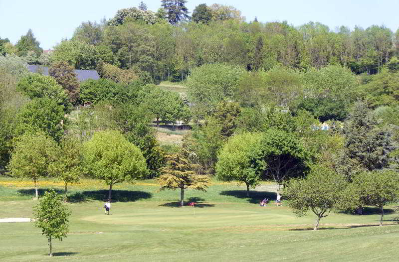 Les Belleme Golf Apartments