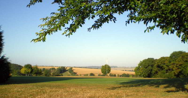 Les Belleme Golf Apartments
