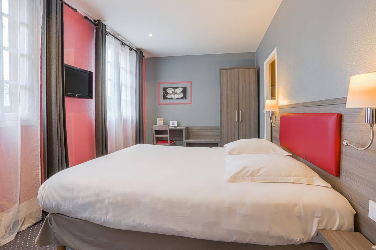 Hôtel Le Petit Castel