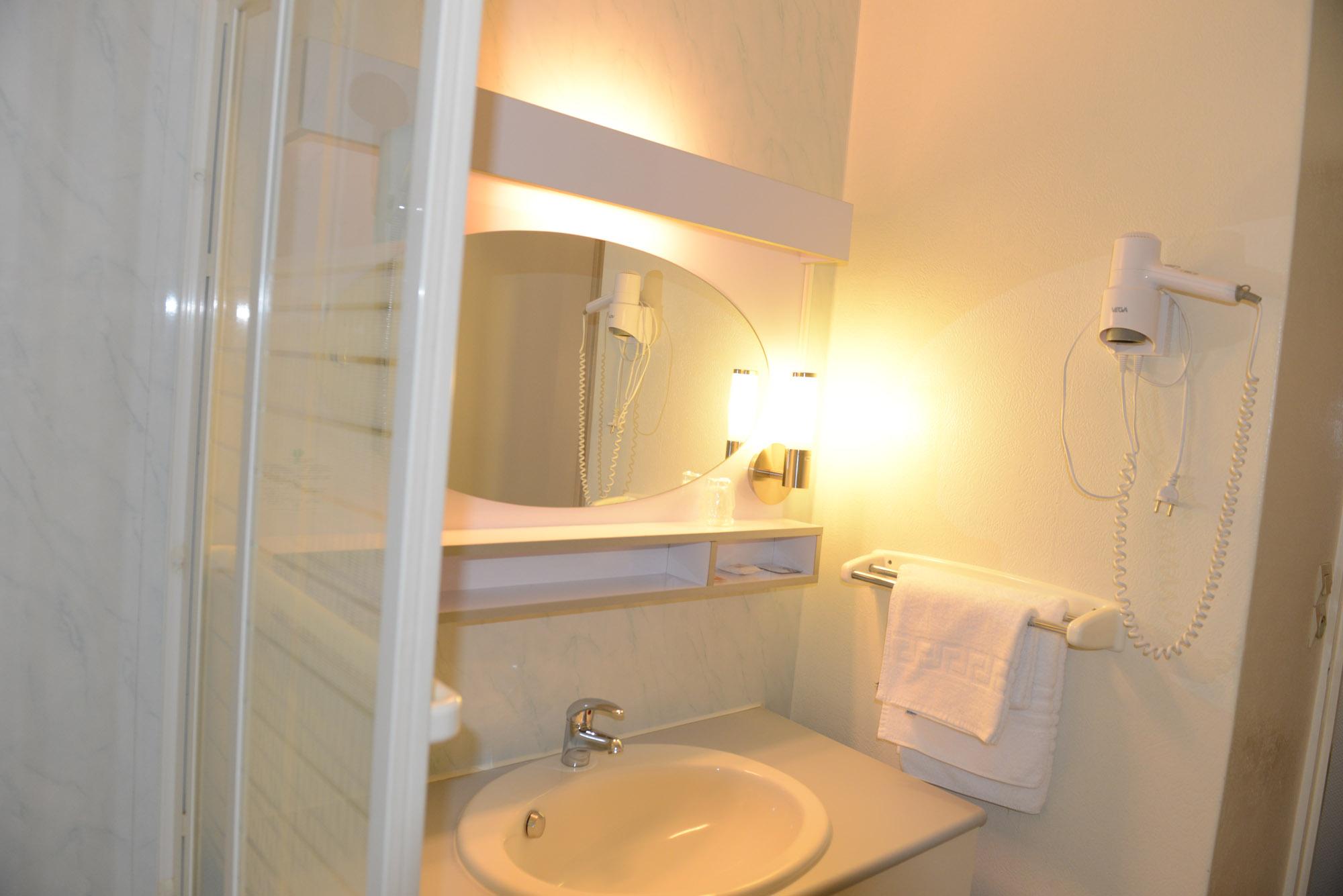 Best Western Flers Centre Gare