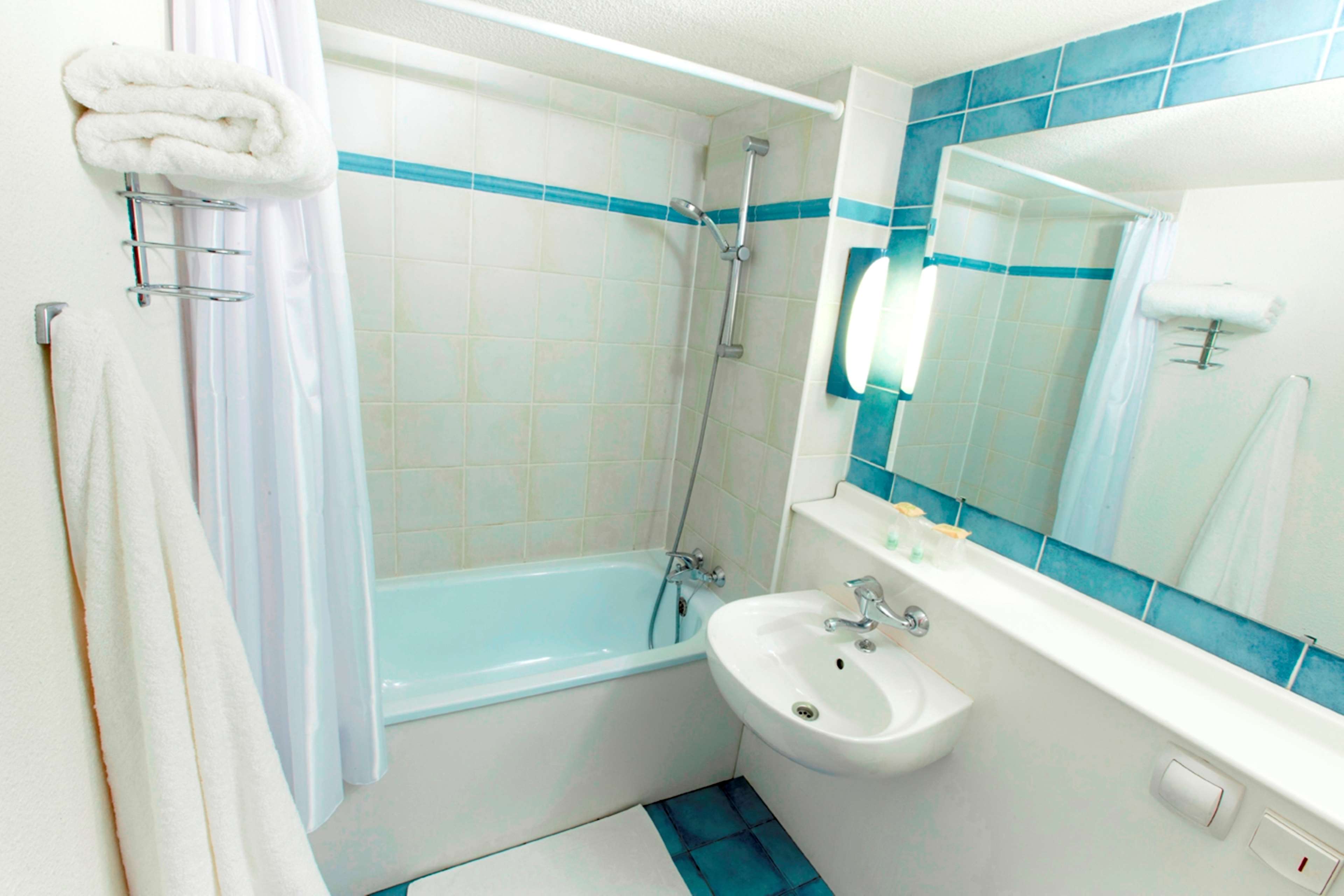 Hotel Kyriad Caen Nord - Hérouville Saint Clair