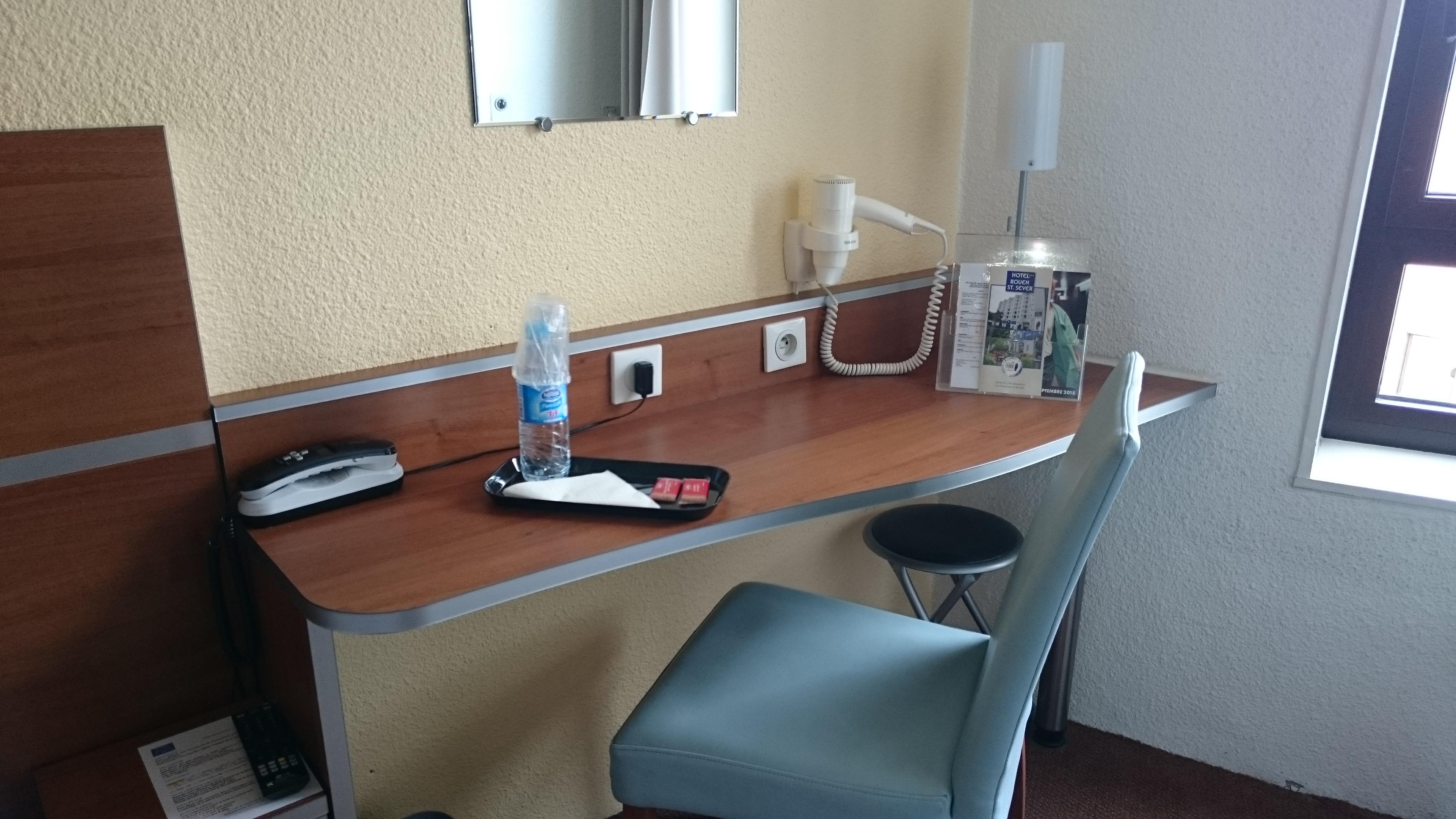 B&B HOTEL Rouen Centre