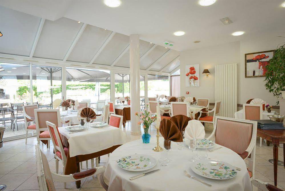 Brit Hotel Le Cygne