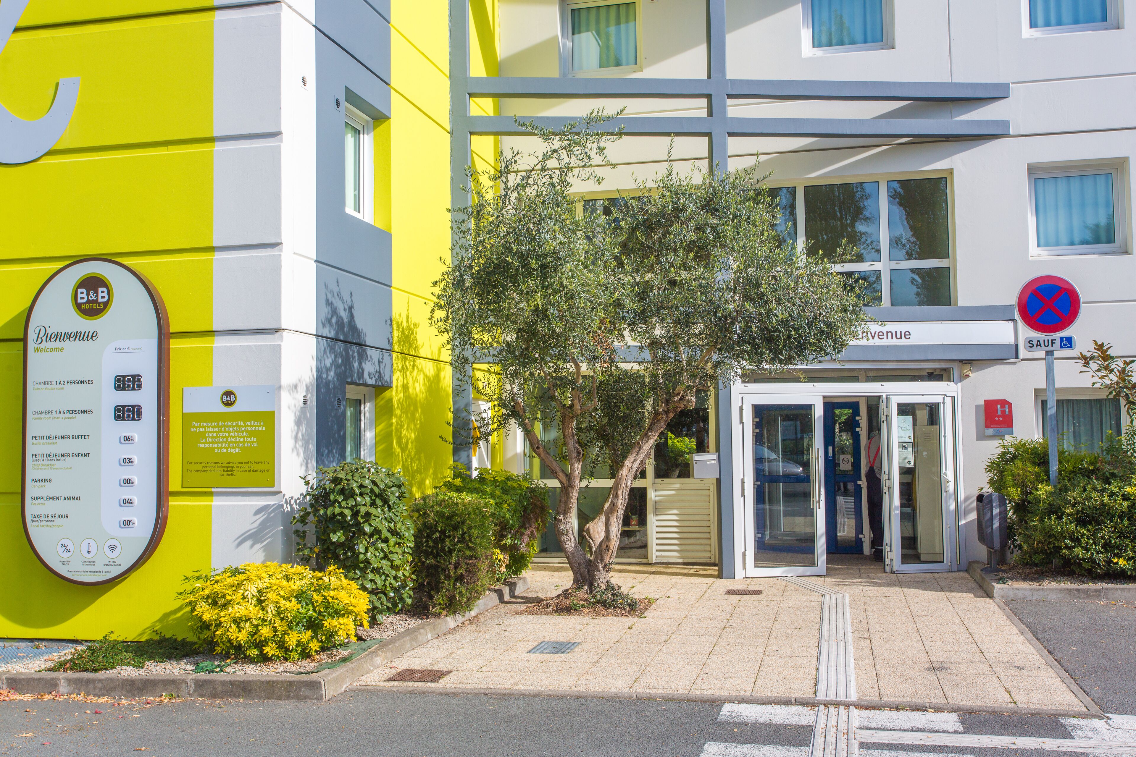 B&B HOTEL Douai Parc des Expos Cuincy