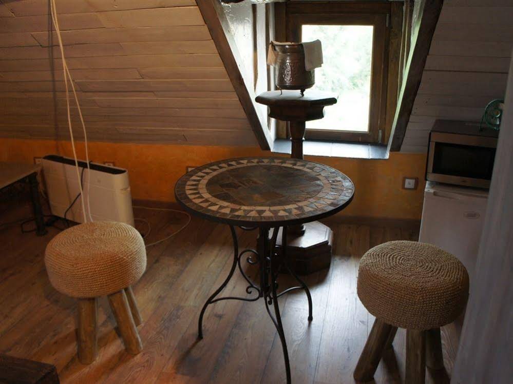 Aux Logis De La Solre