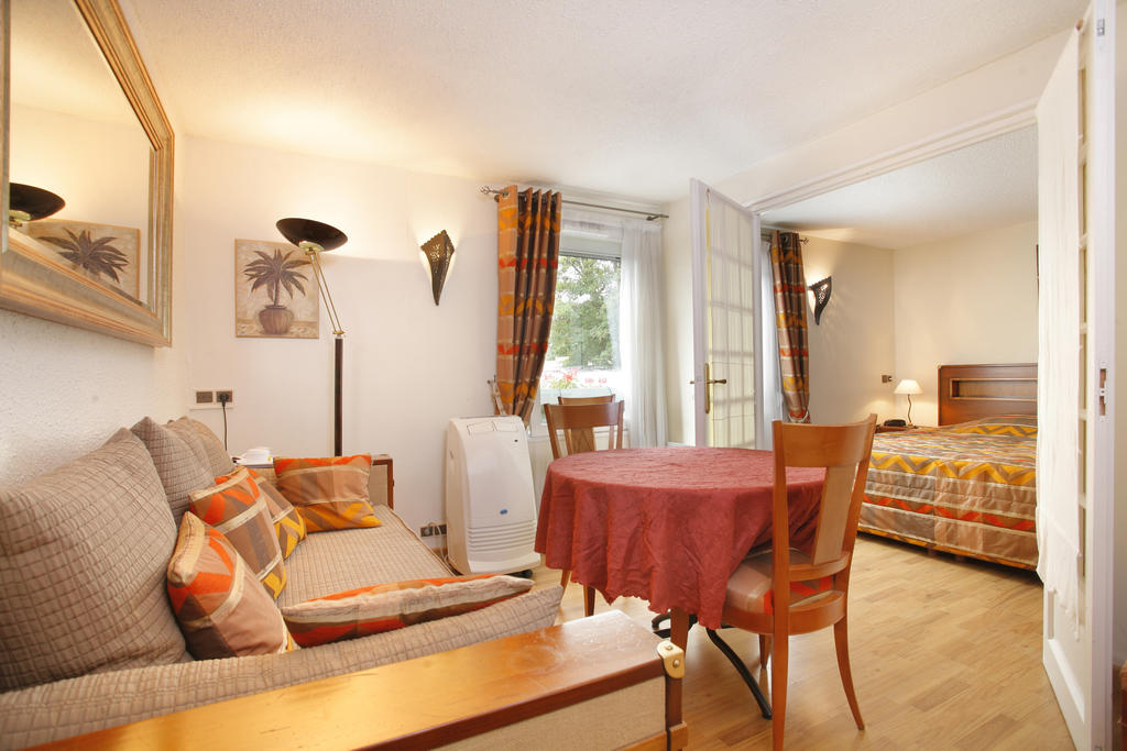 Brit Hotel Confort Cambrai