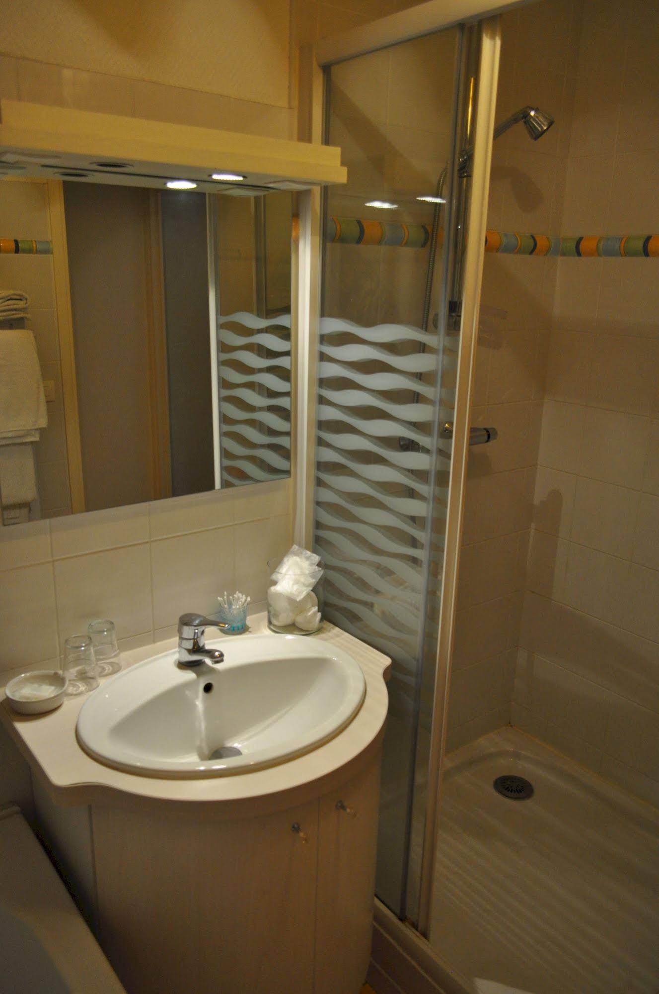 Le Château Des Ormes