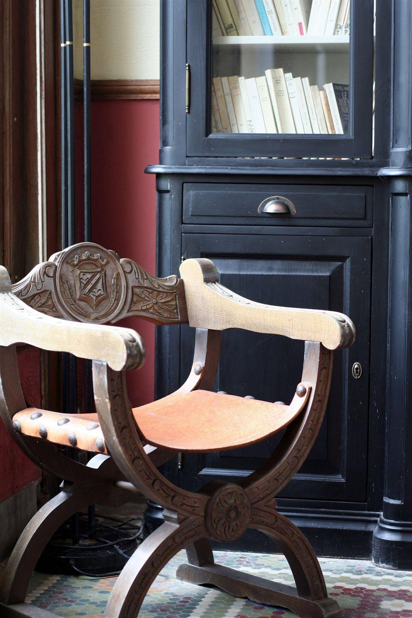 Le Château Des Ormes