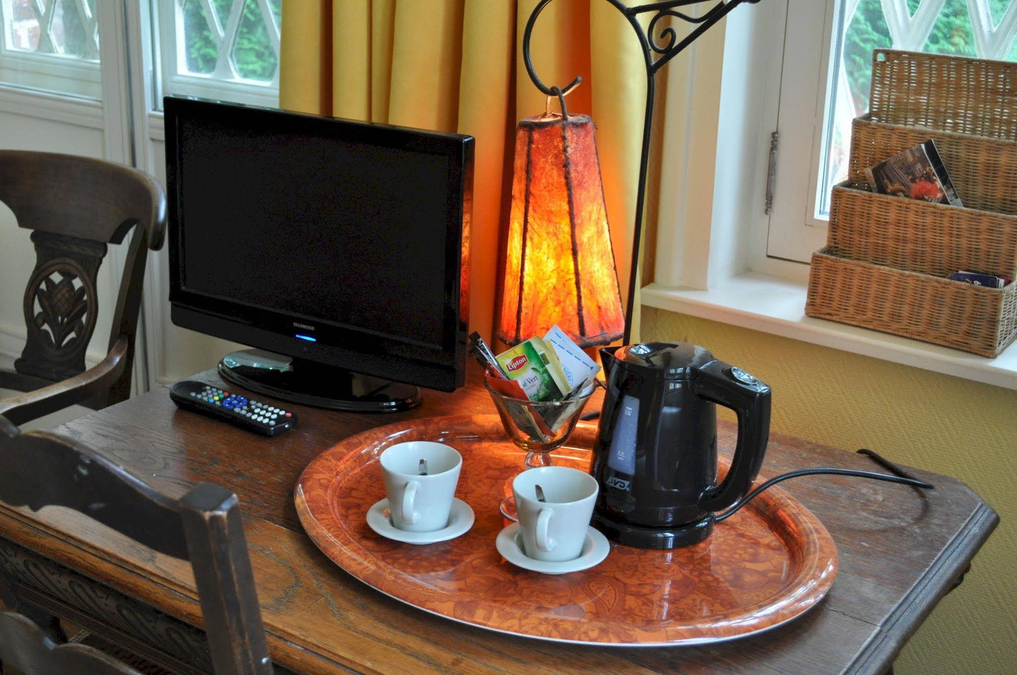 Le Château Des Ormes