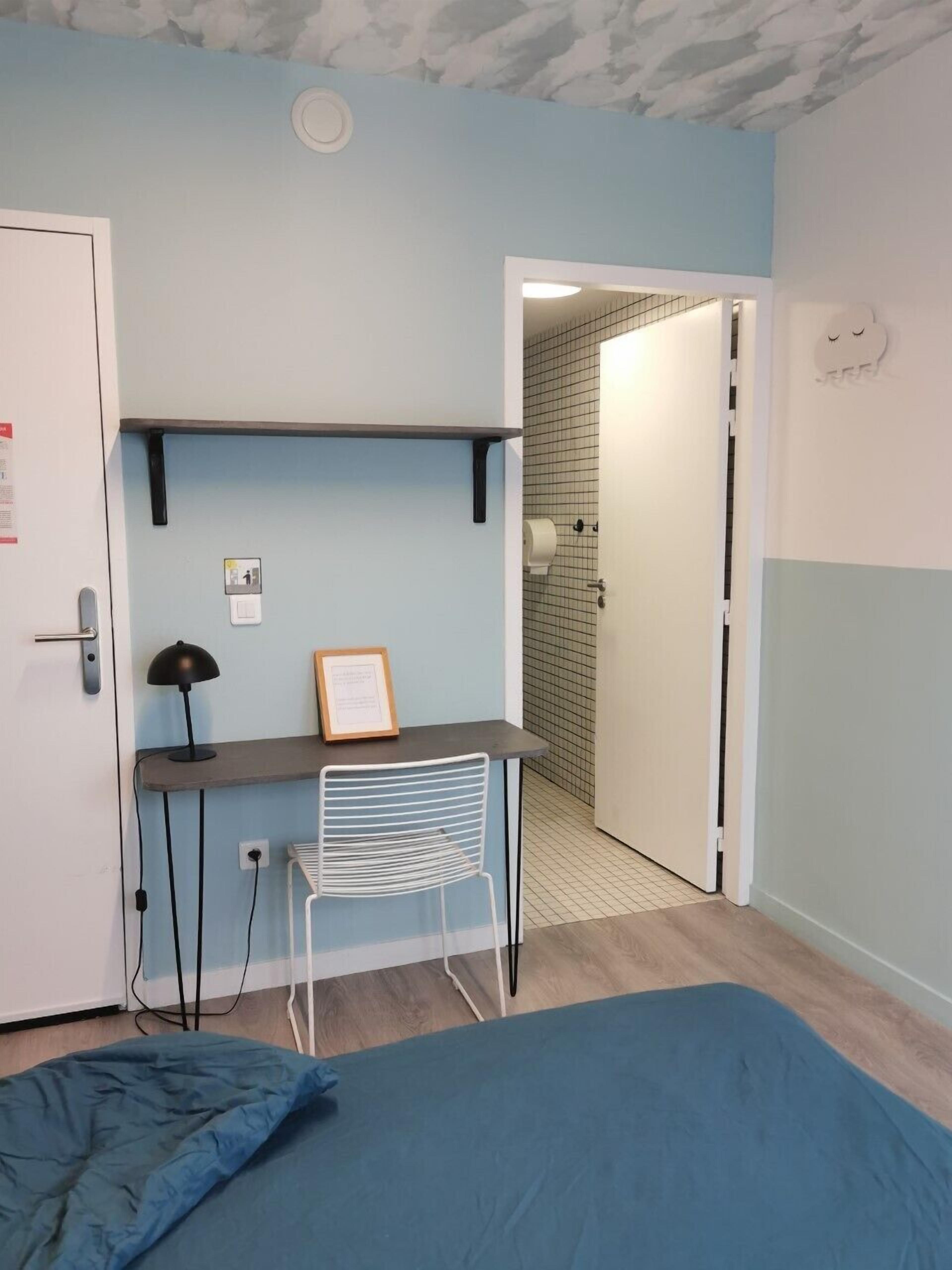 Auberge de jeunesse Hi Lille Stephane Hessel