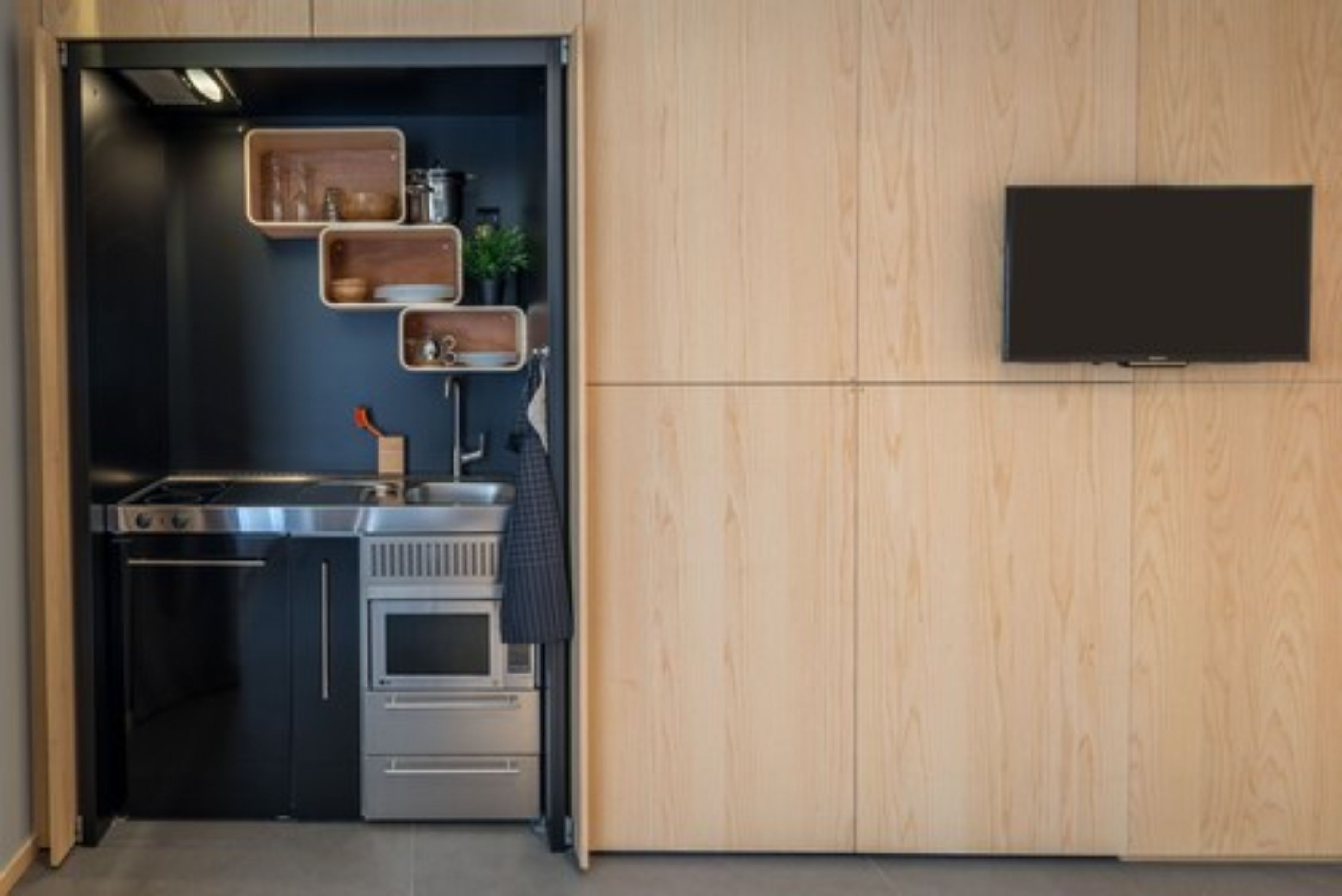 Le Chat Qui Dort-Suites