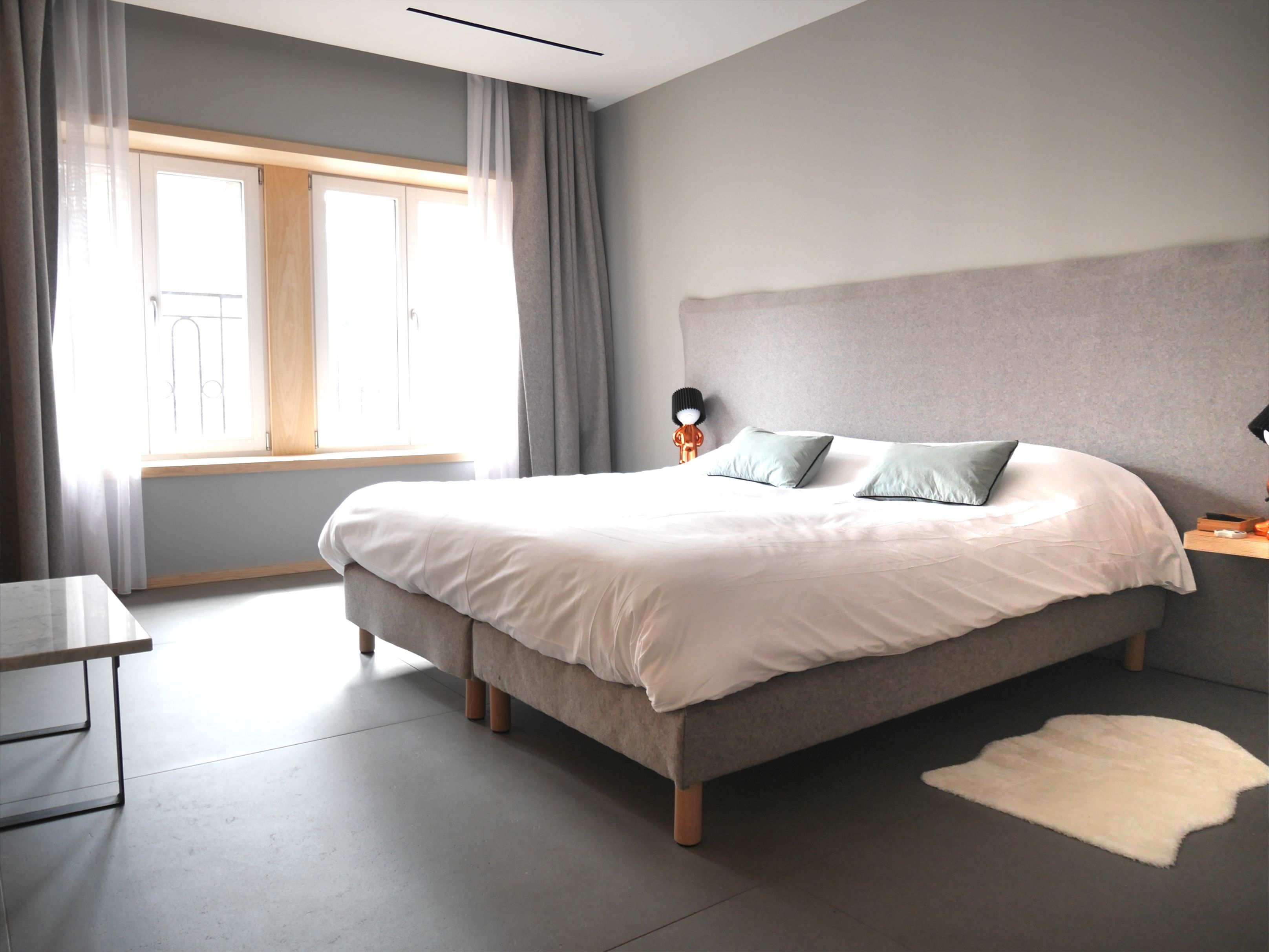 Le Chat Qui Dort-Suites