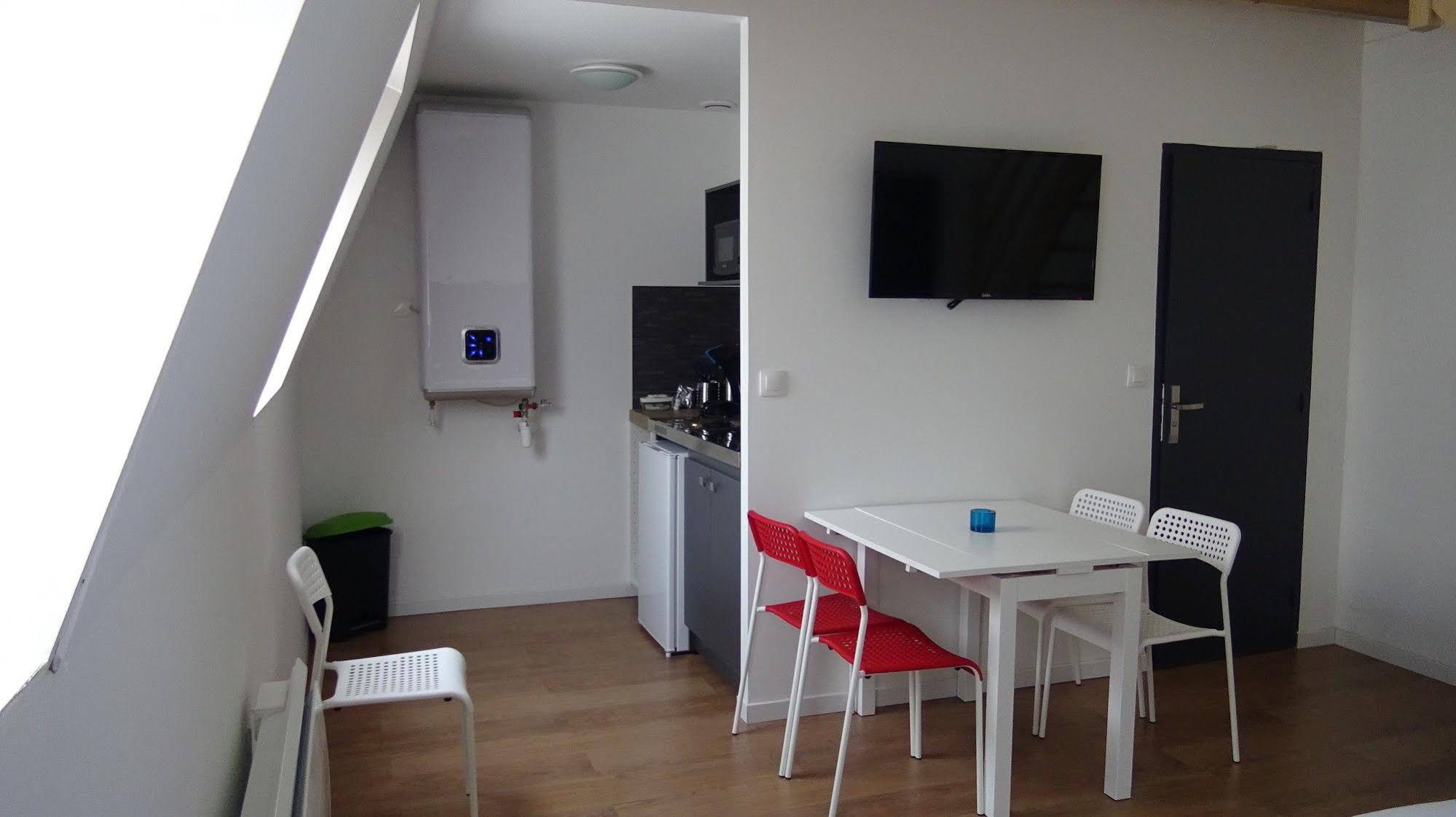 Nationale AppartHotel