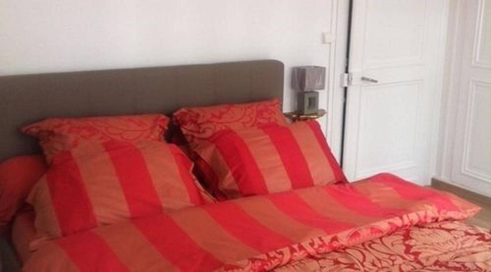 Nationale AppartHotel