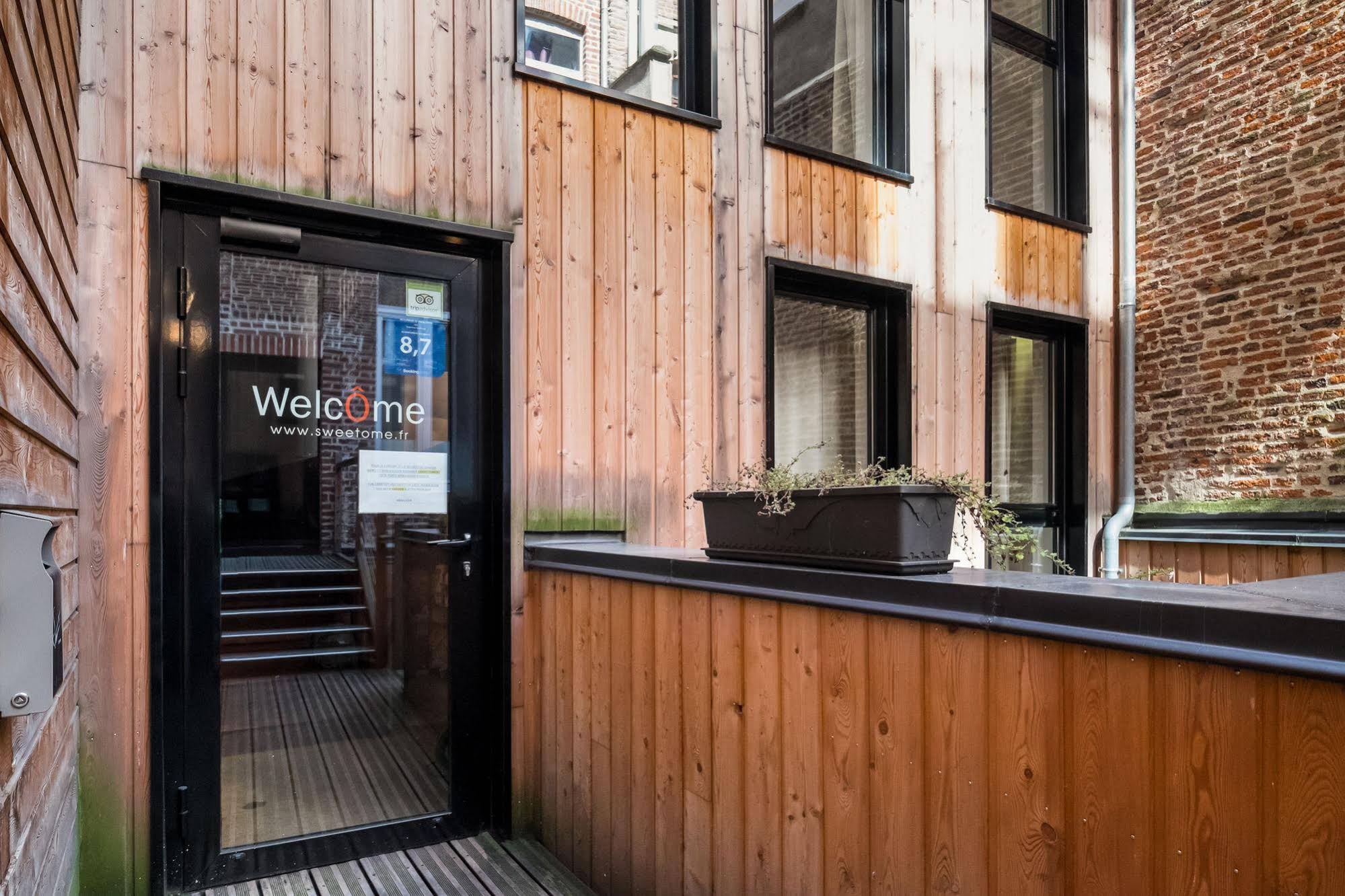 SweetÔme Aparthotel