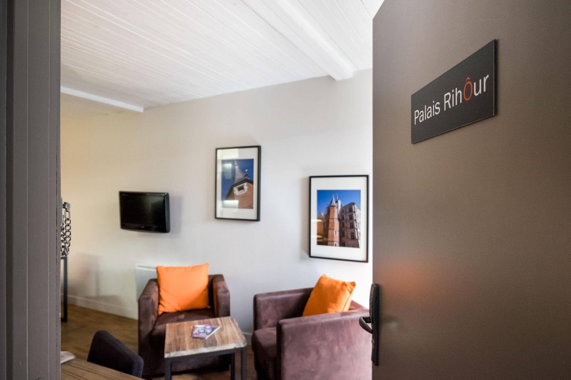 SweetÔme Aparthotel