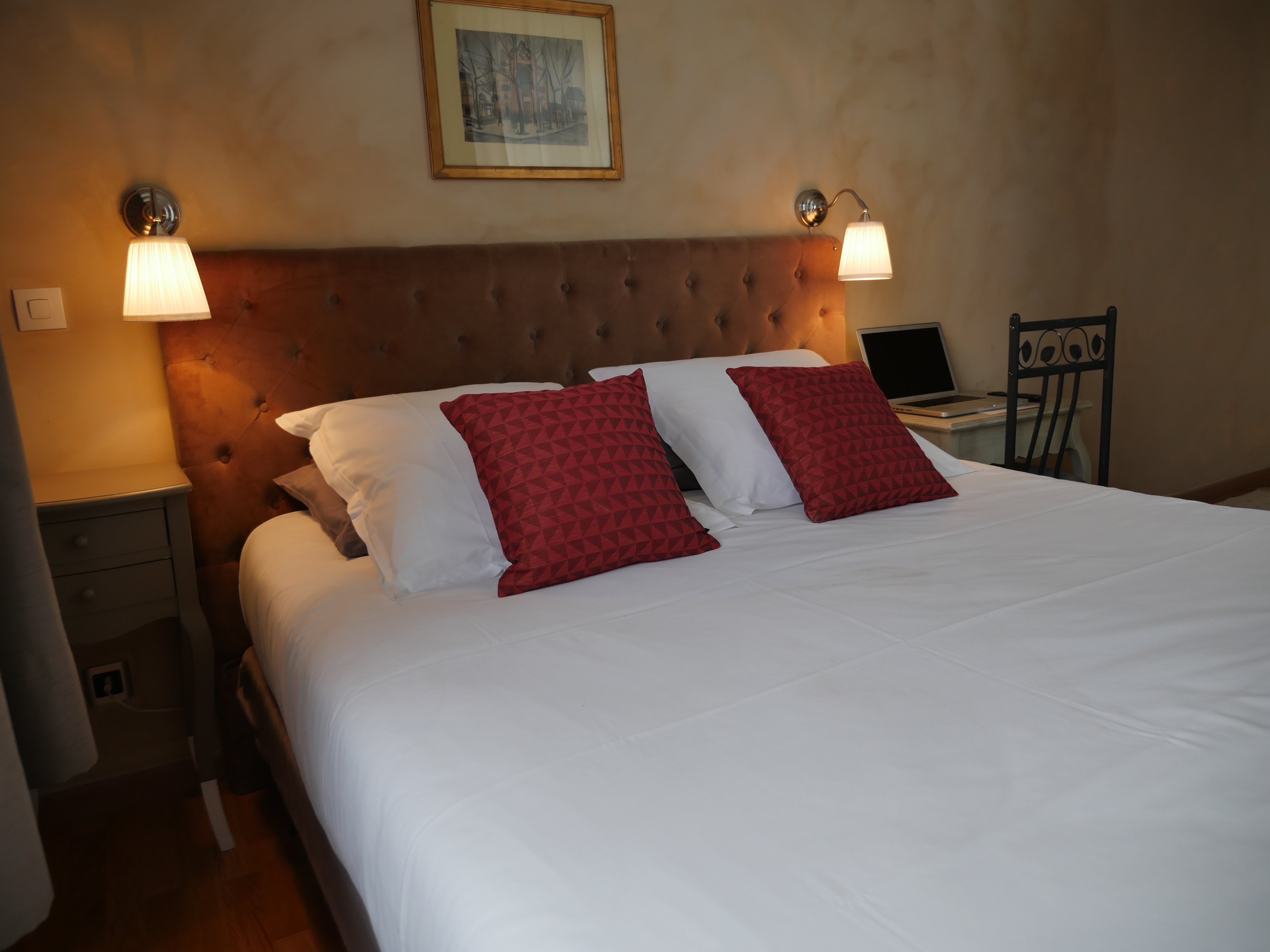 Le Chat Qui Dort Villa Gounod