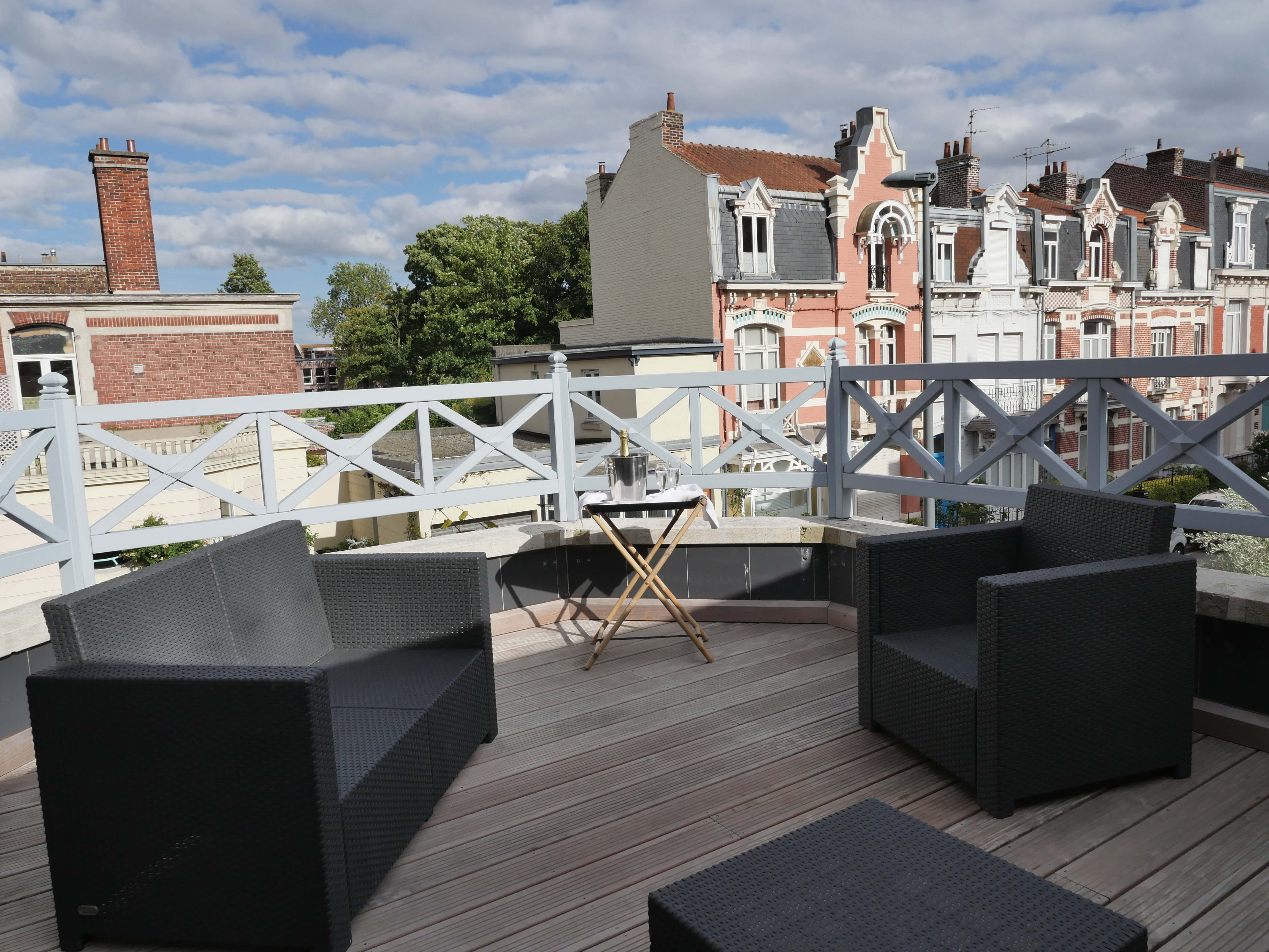 Le Chat Qui Dort Villa Gounod