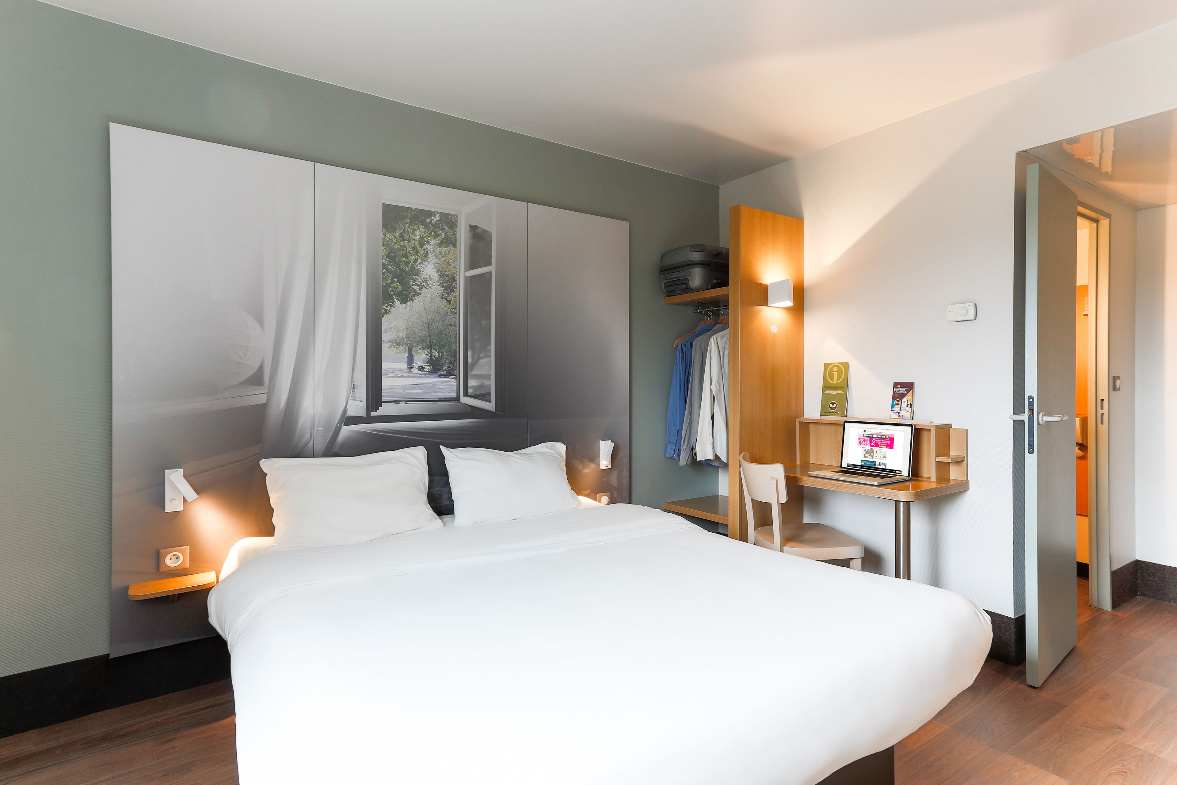 B&B Hôtel Valenciennes
