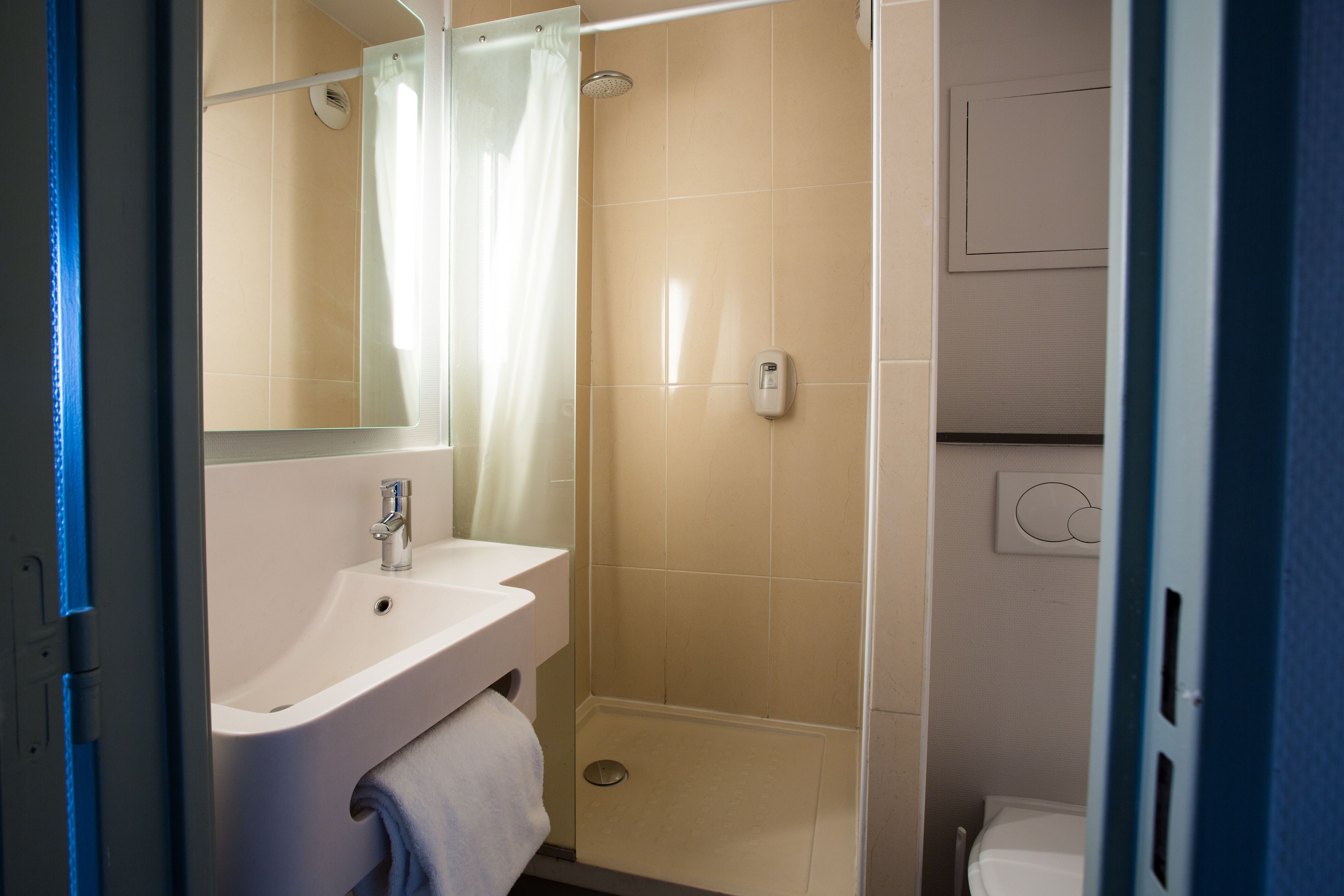 B&B Hôtel Valenciennes