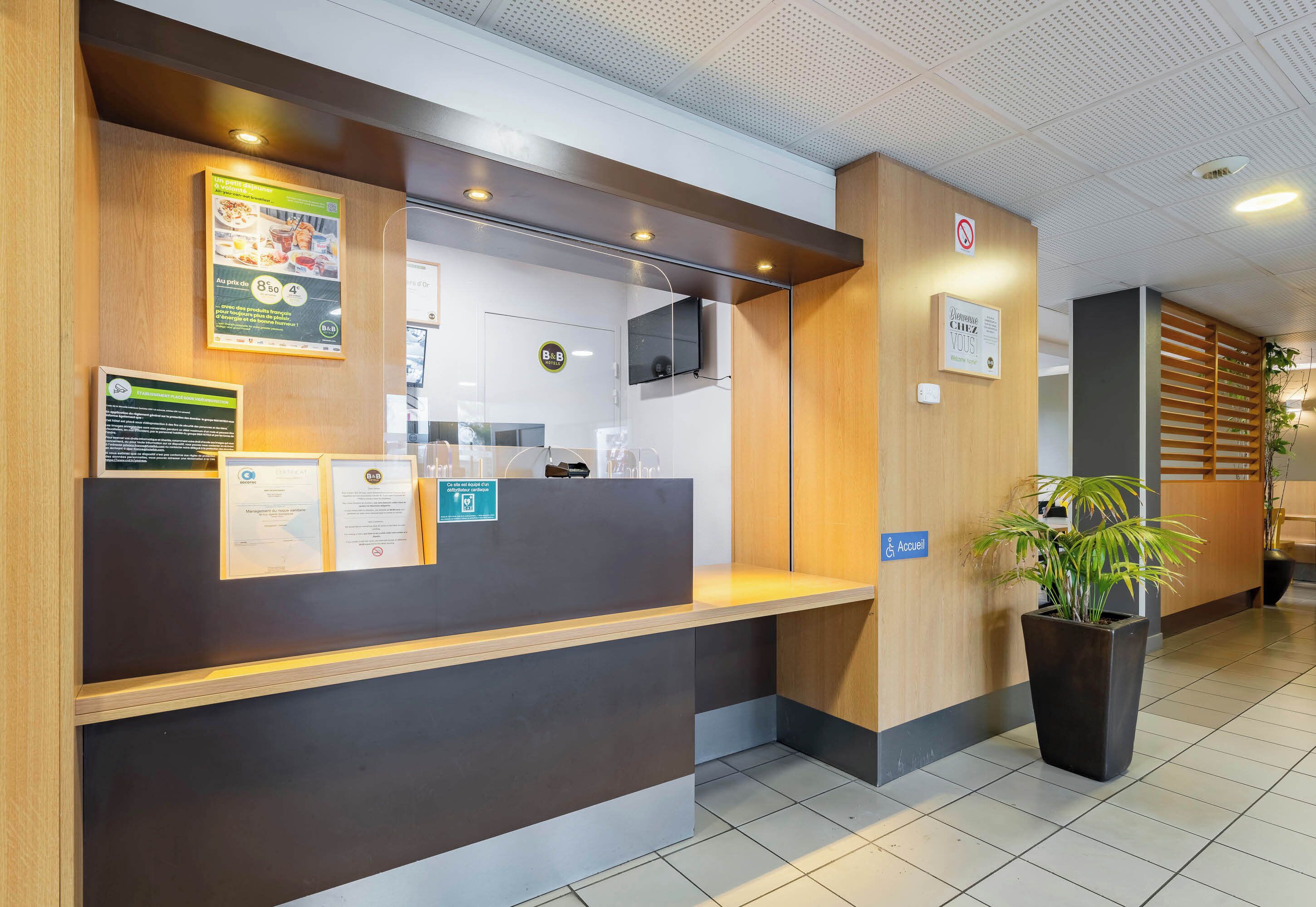 B&B Hôtel Valenciennes