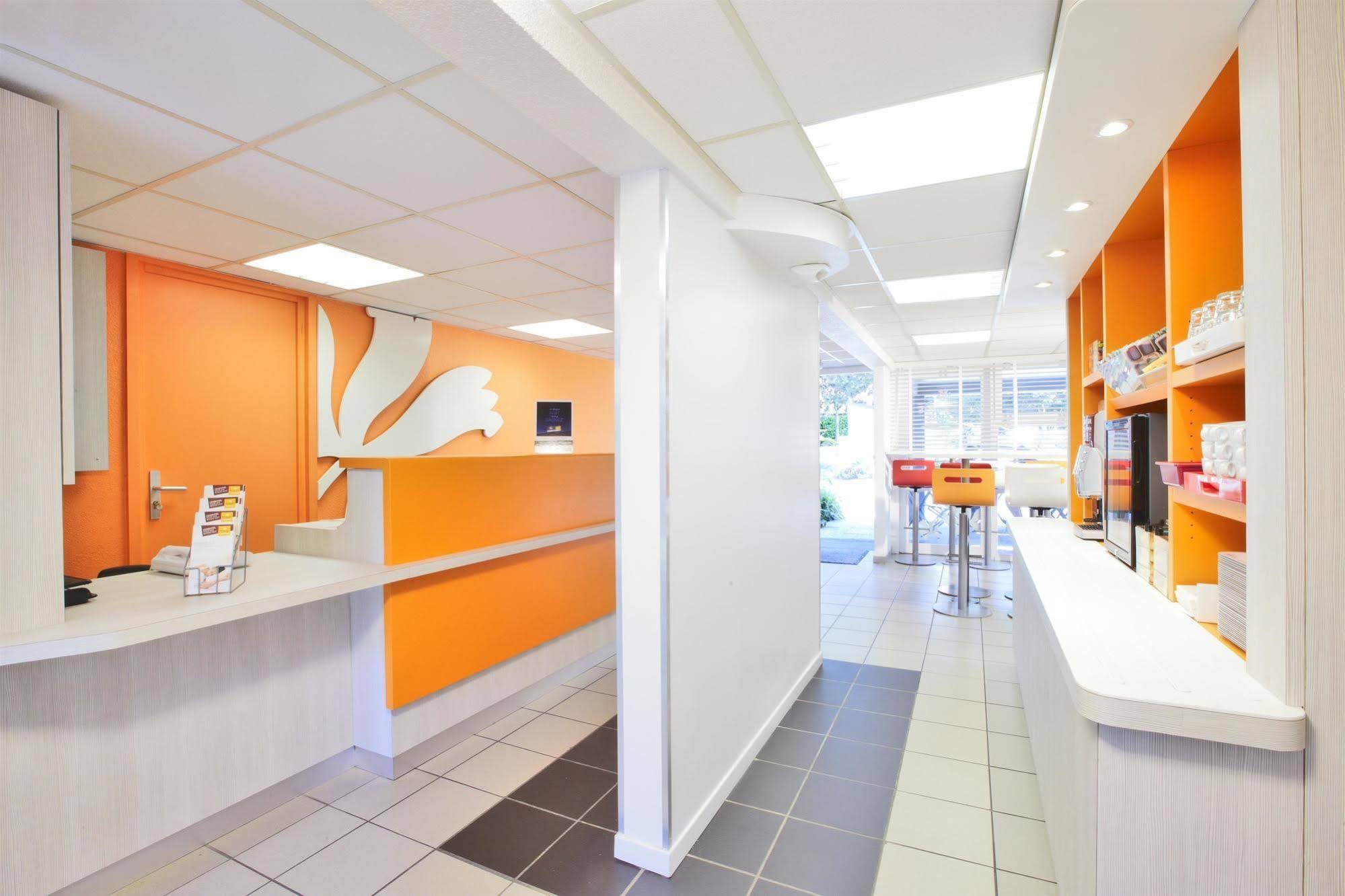 Premiere Classe Valenciennes Ouest Petite Foret