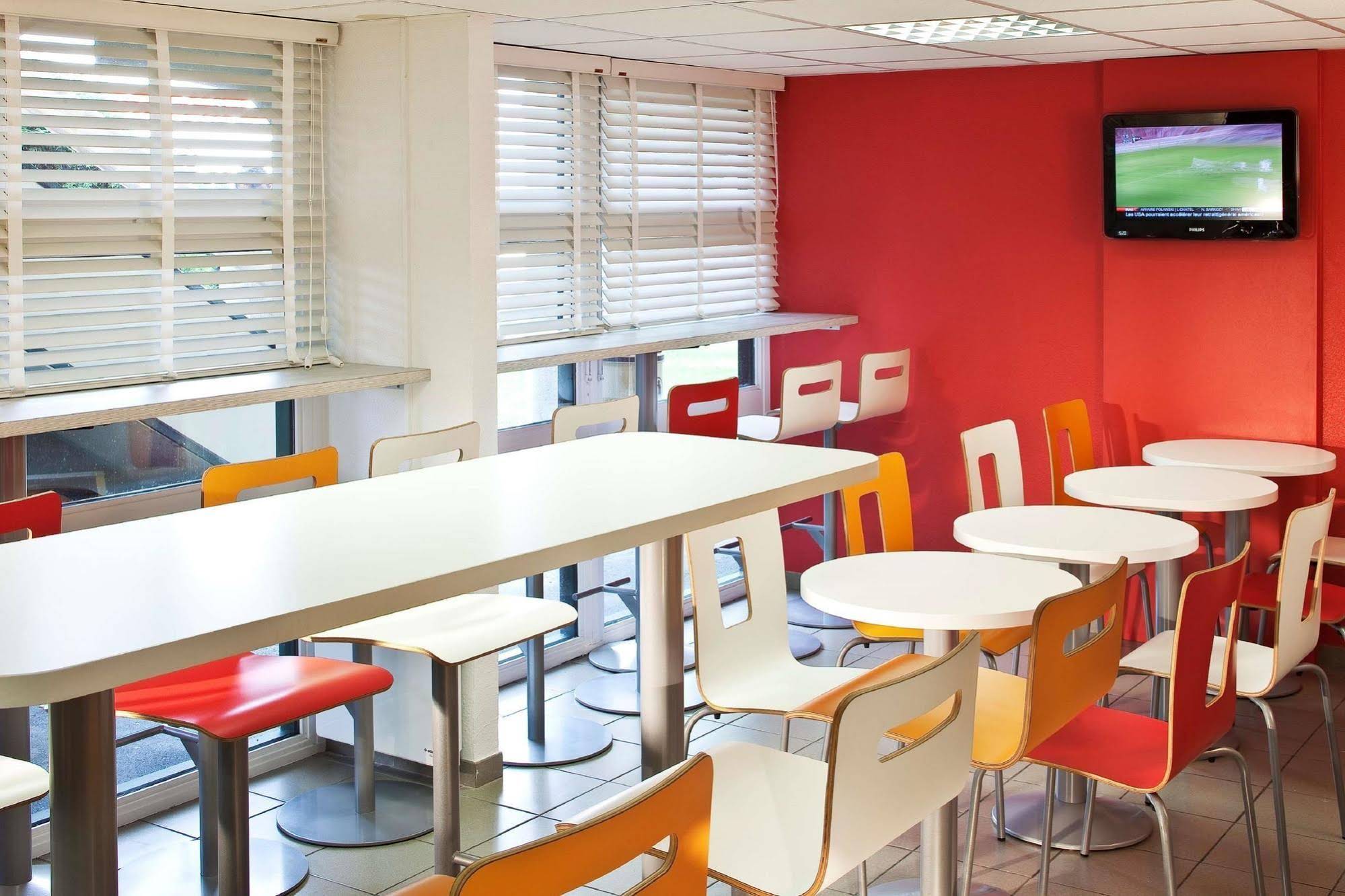 Premiere Classe Valenciennes Ouest Petite Foret