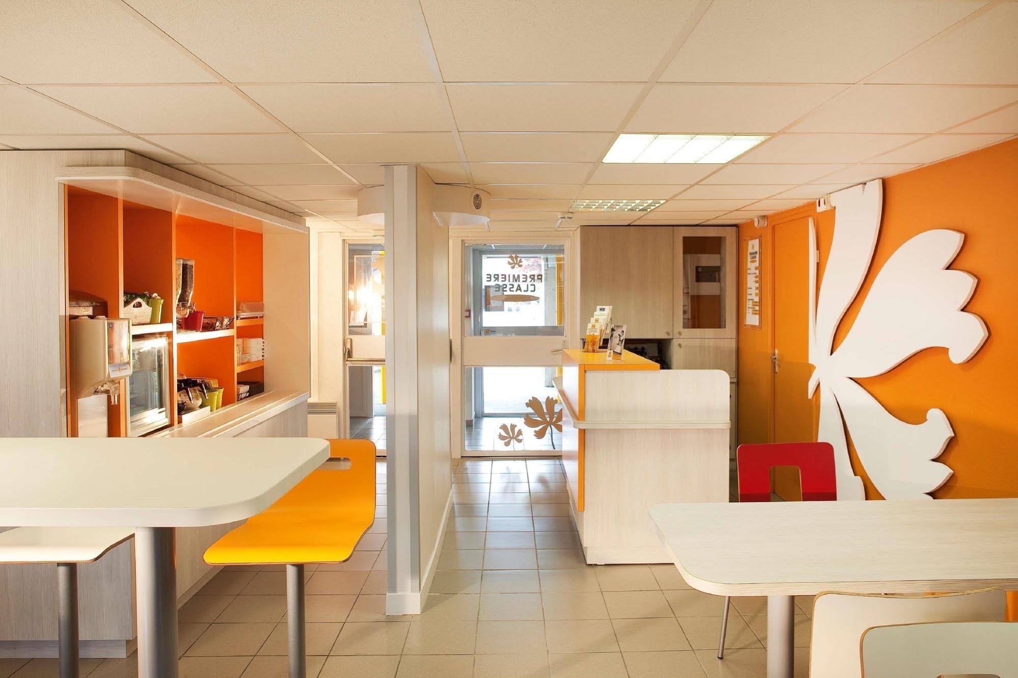 Premiere Classe Valenciennes Ouest Petite Foret
