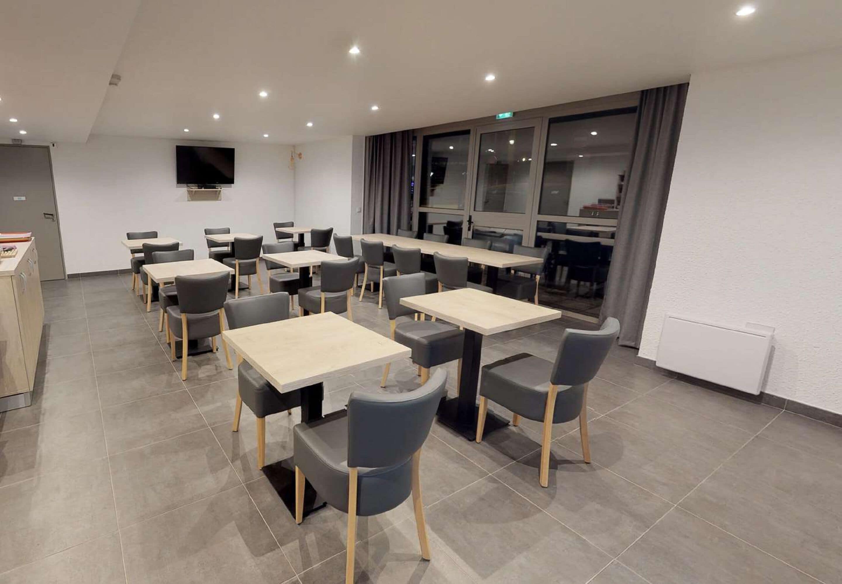 KYRIAD DIRECT LILLE EST - Stade Pierre Mauroy
