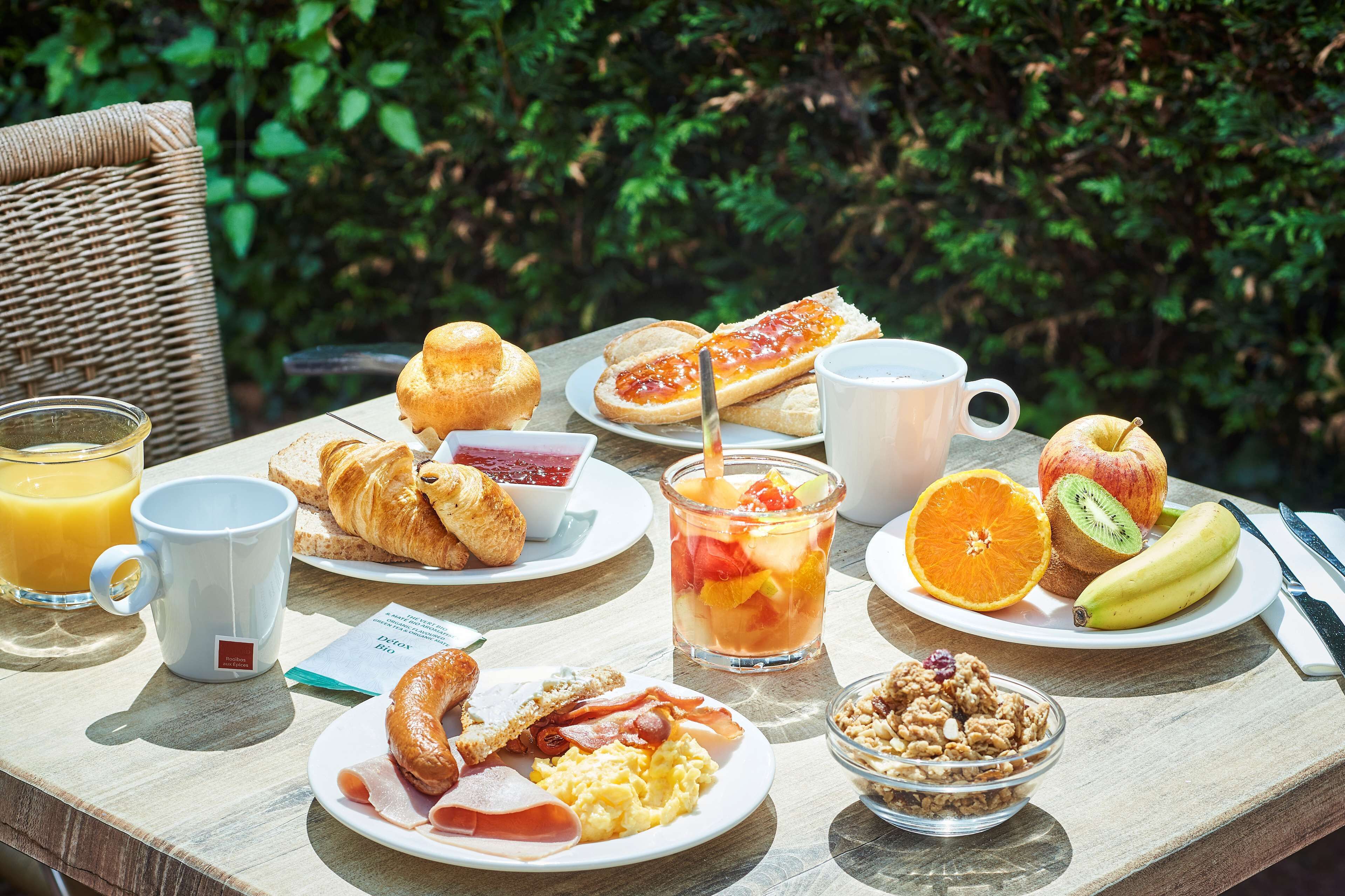 Kyriad Lille Est - Villeneuve d'Ascq