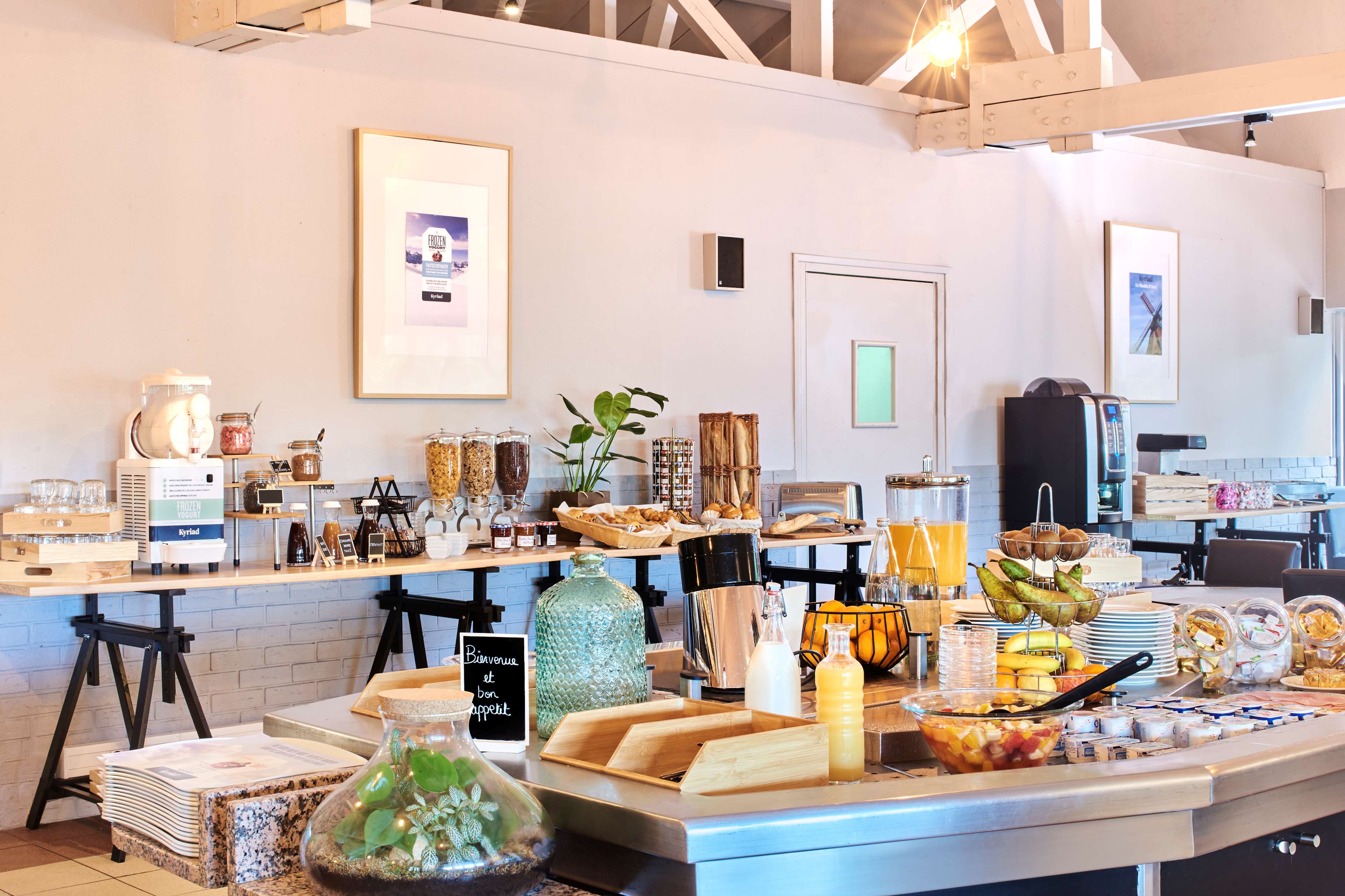 Kyriad Lille Est - Villeneuve d'Ascq