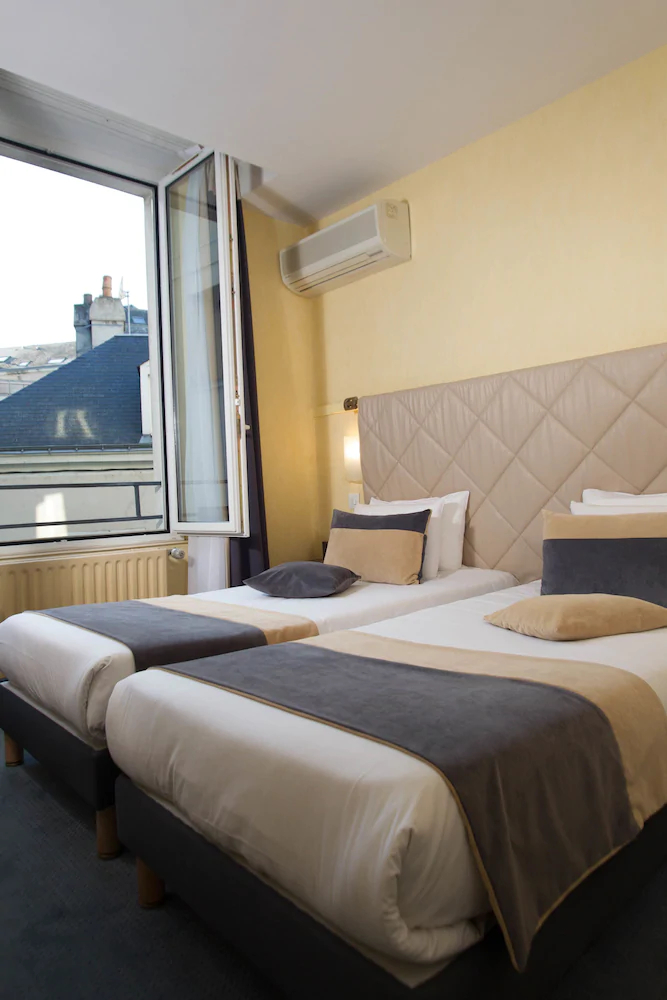 Continental Hotel