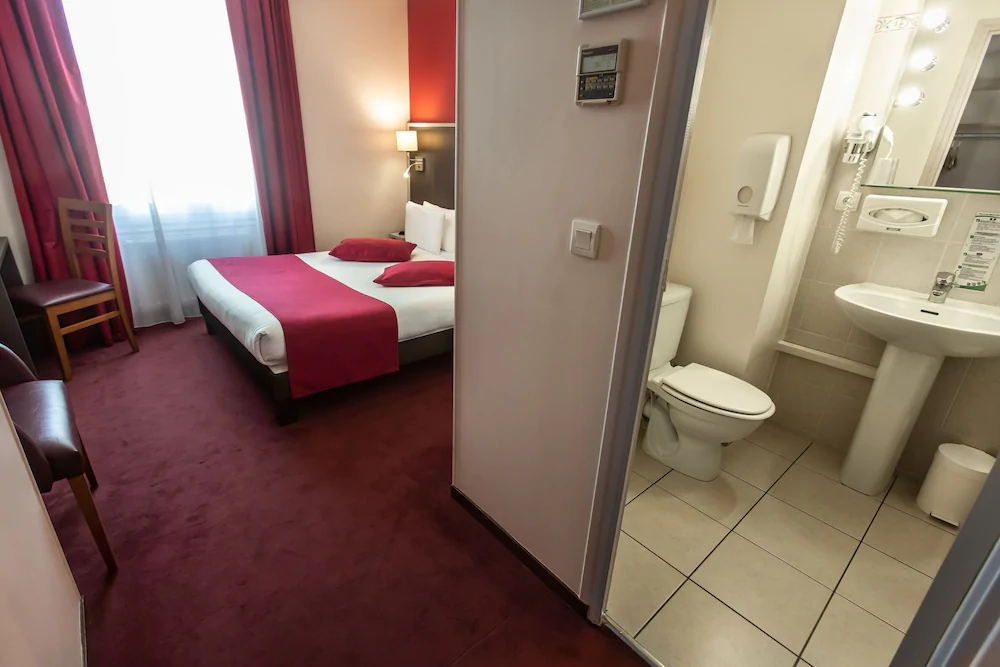 Continental Hotel