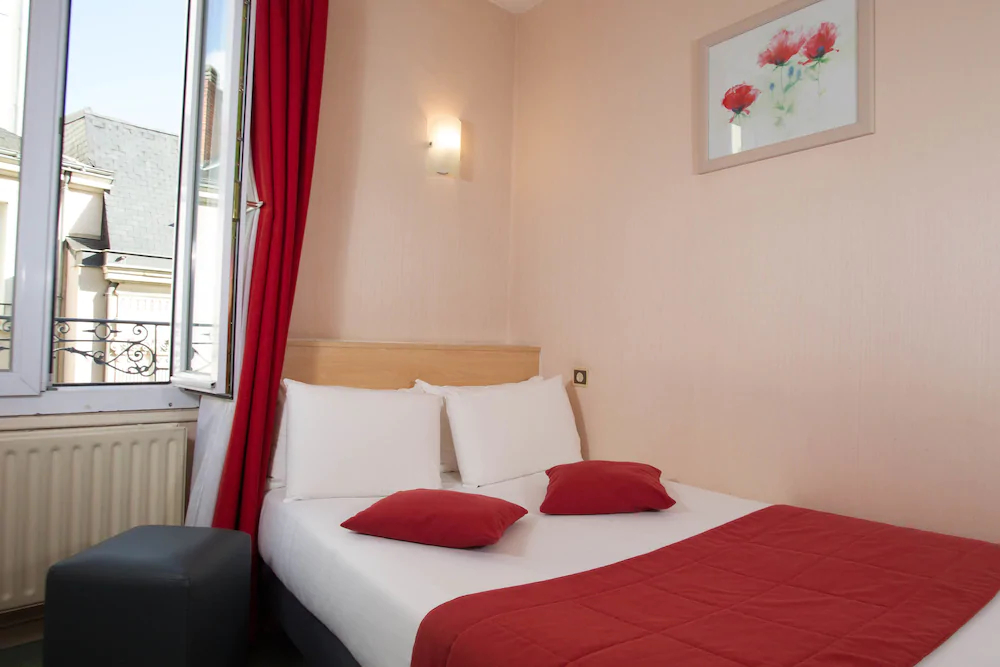 Continental Hotel