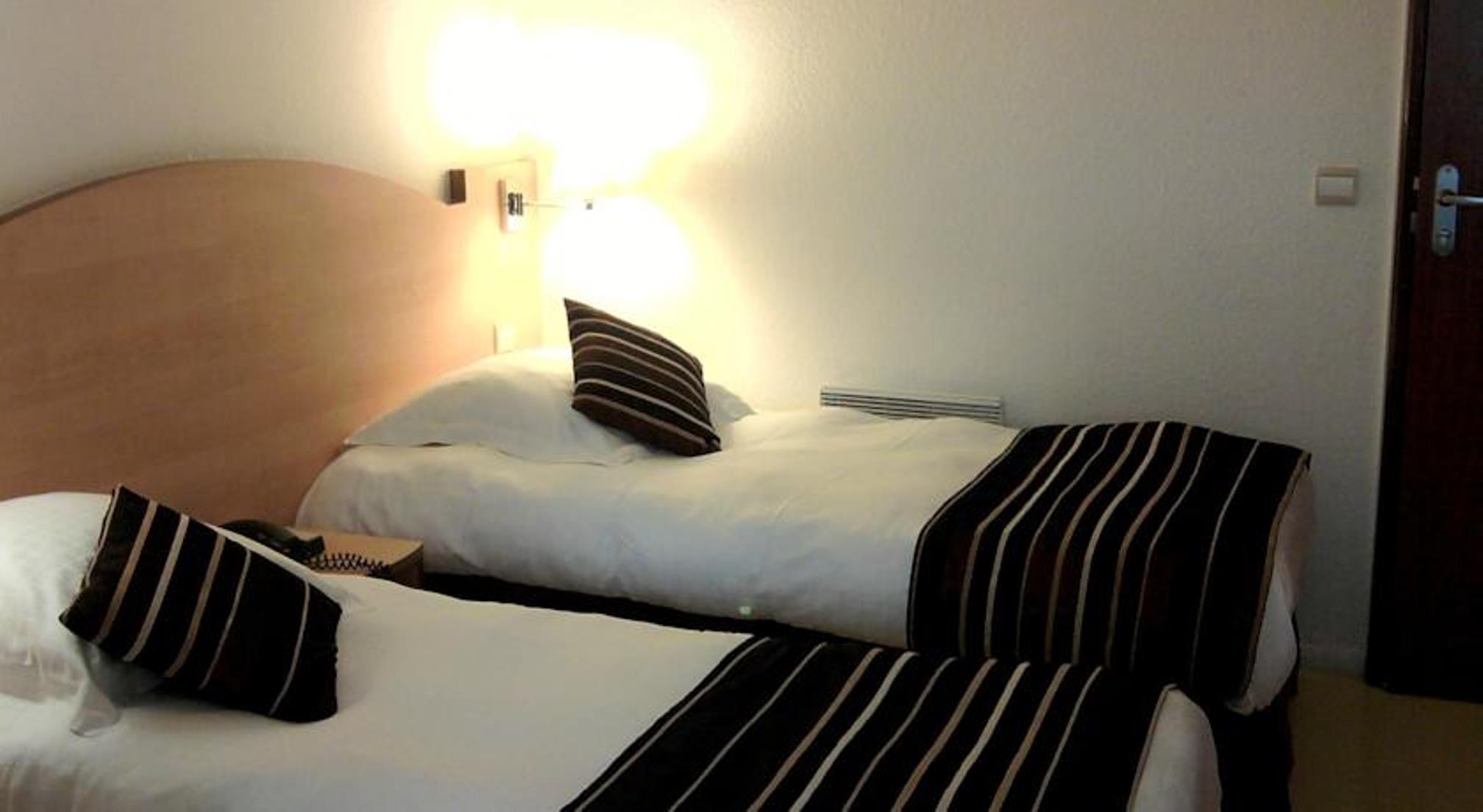 Logis Hotel Angers Sud Rest. Henriette