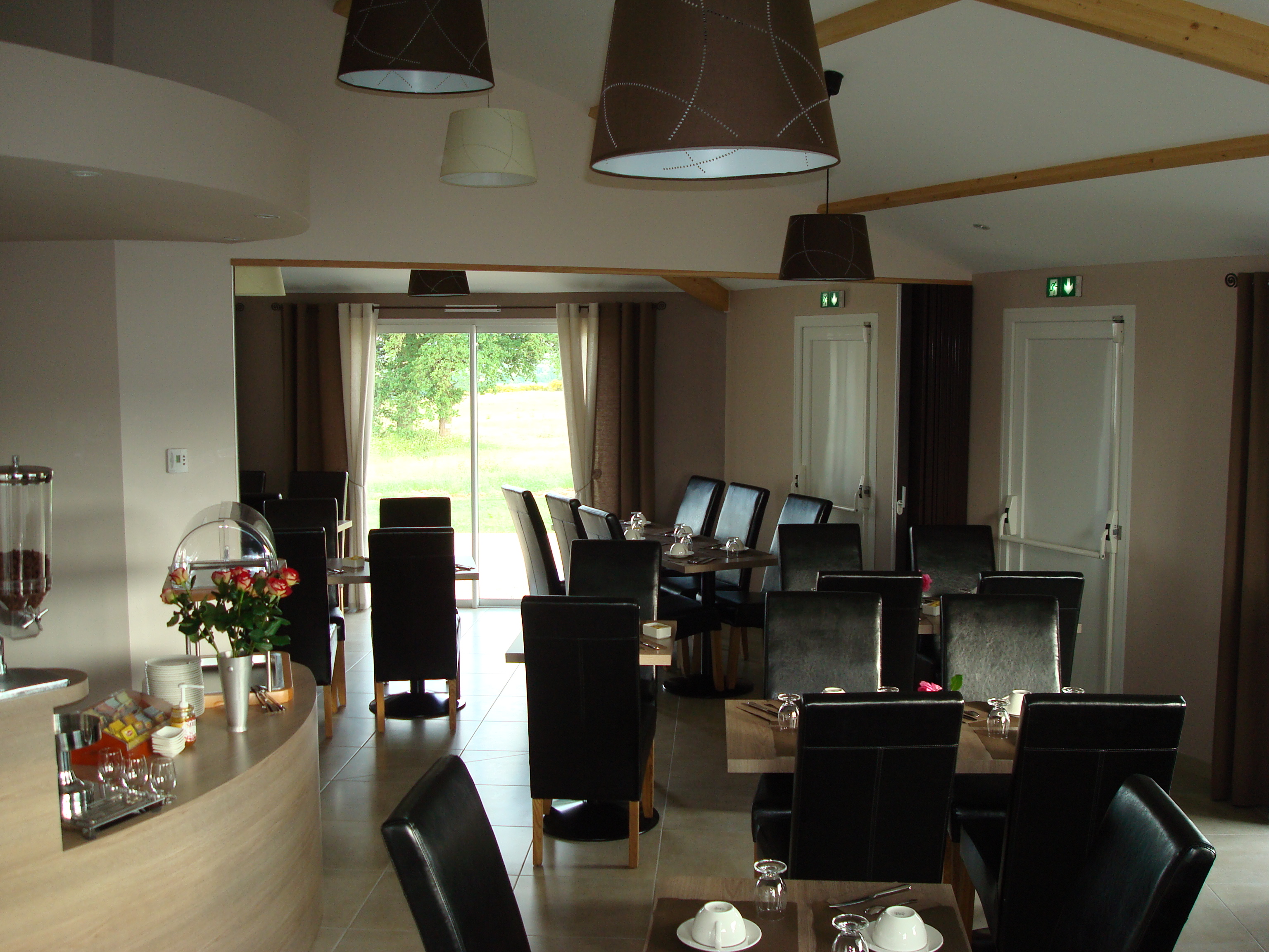 Brit Hotel Azur