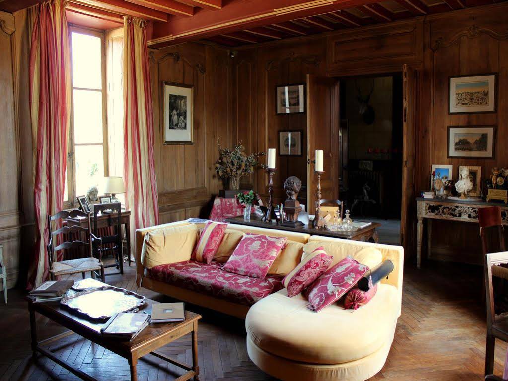 Château De Chambiers